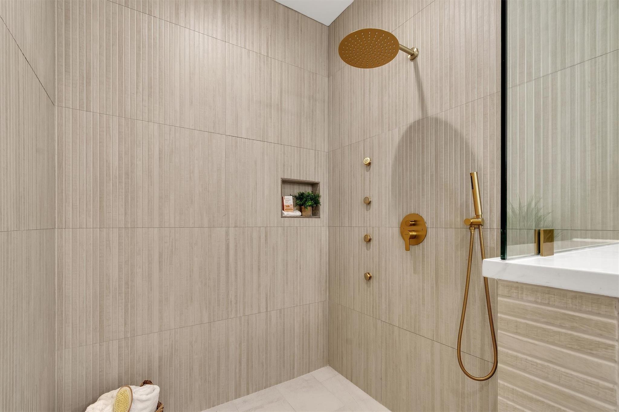 18408 F M Road 1431, Jonestown, TX 78645