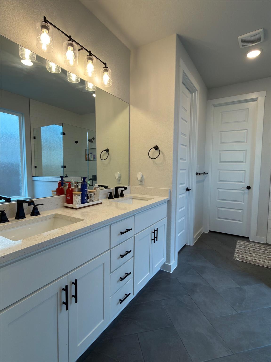 109 High Valey Drive, Liberty Hill, TX 78642