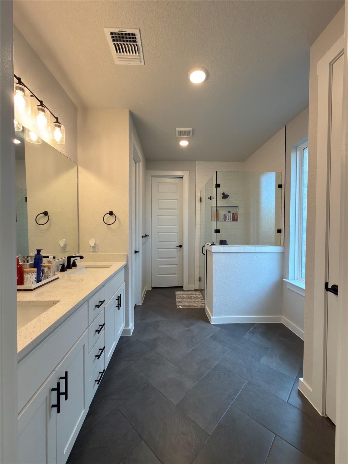 109 High Valey Drive, Liberty Hill, TX 78642