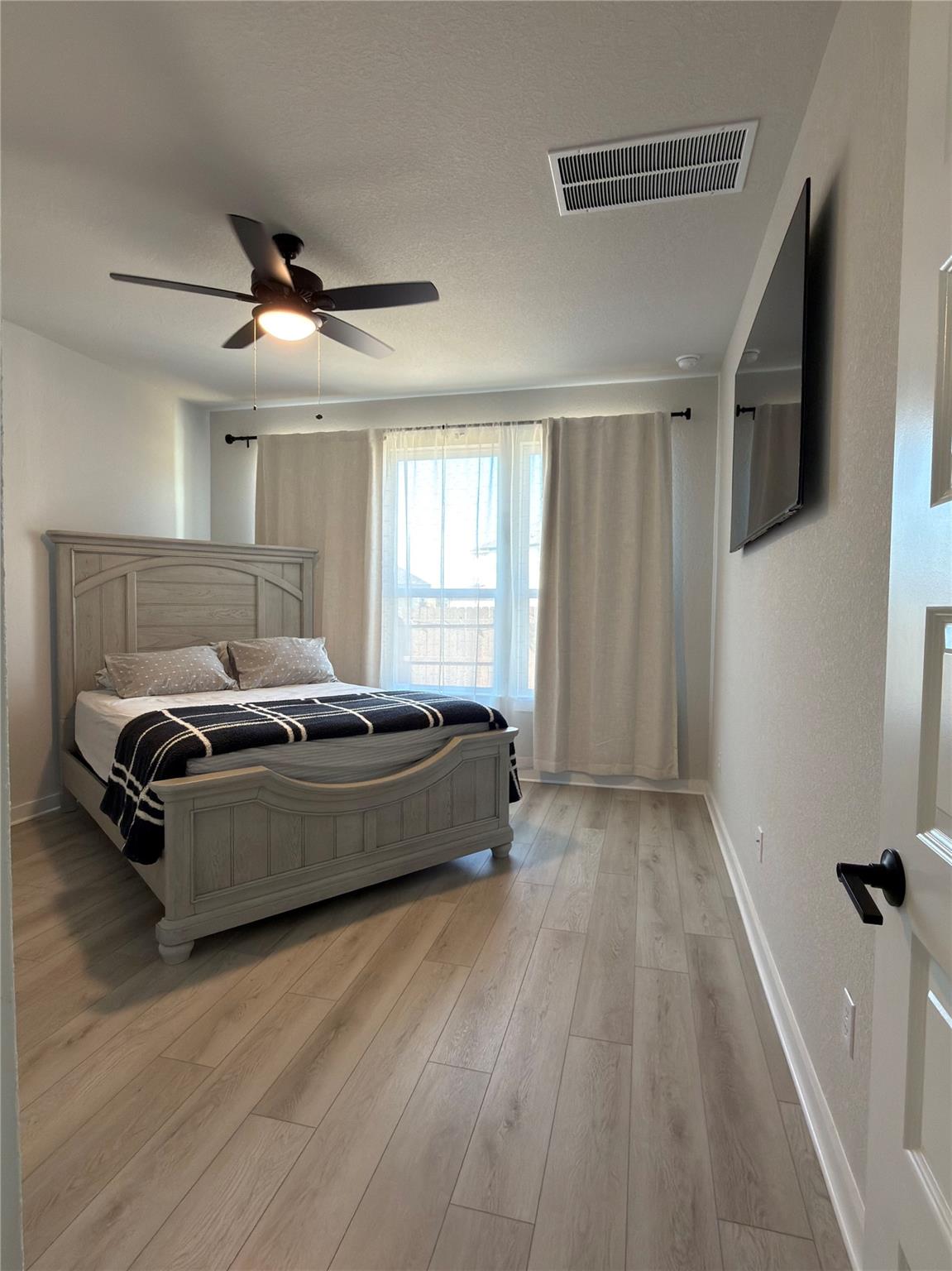 109 High Valey Drive, Liberty Hill, TX 78642