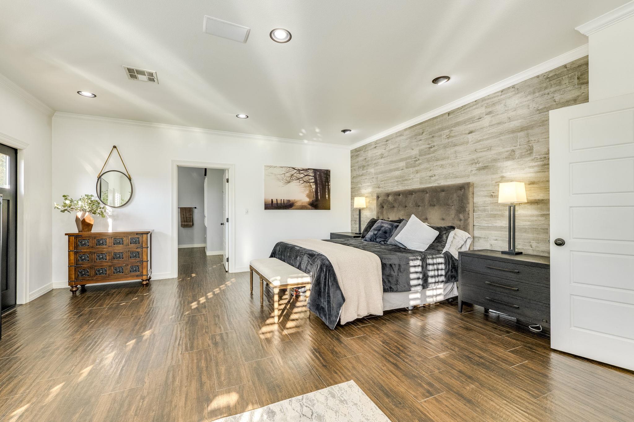 1185 County Road 258, Bertram, TX 78605