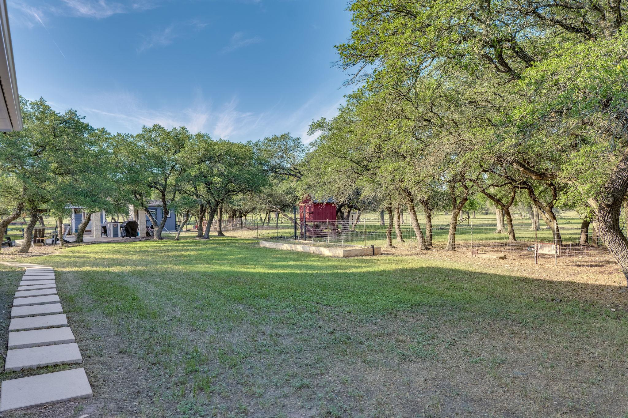 1185 County Road 258, Bertram, TX 78605