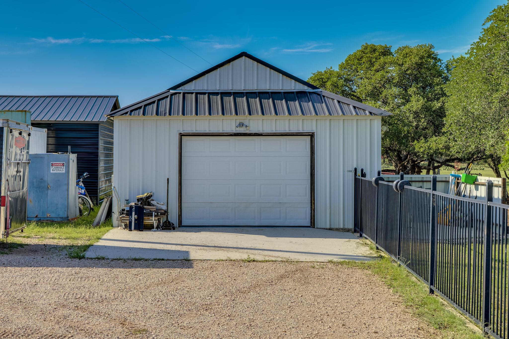 1185 County Road 258, Bertram, TX 78605