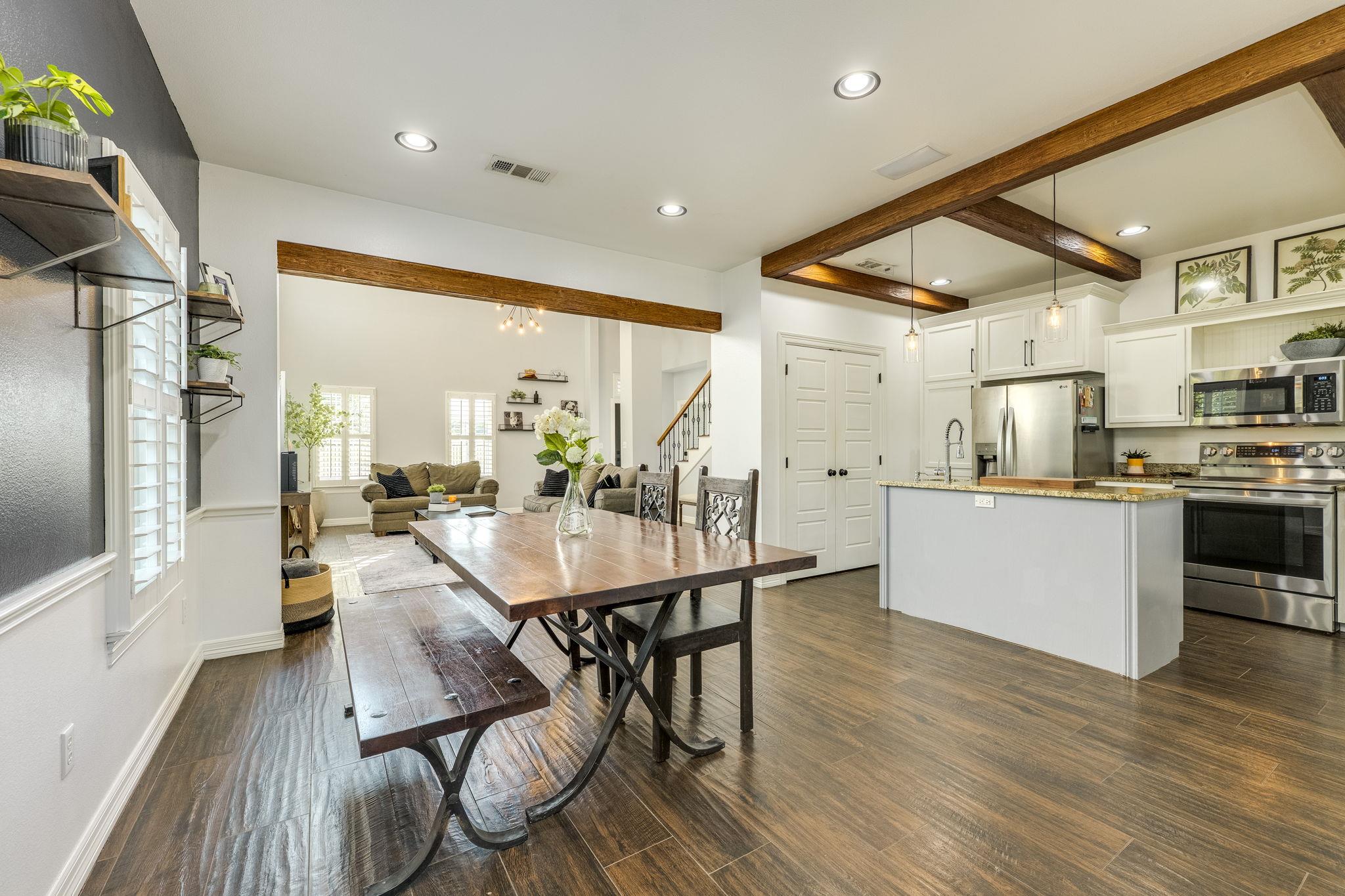 1185 County Road 258, Bertram, TX 78605