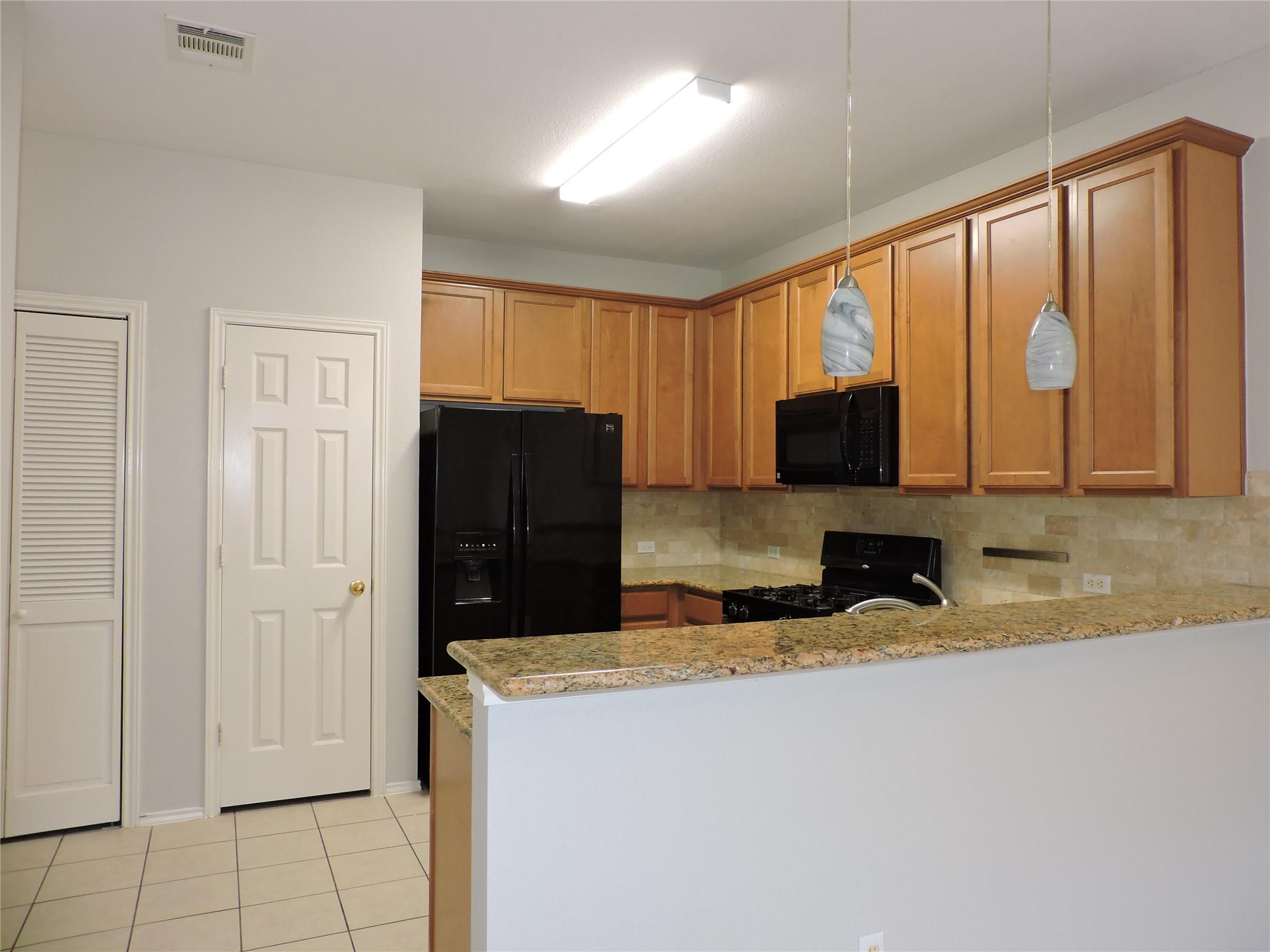 9201 Brodie Ln # 1703, Austin, TX 78748