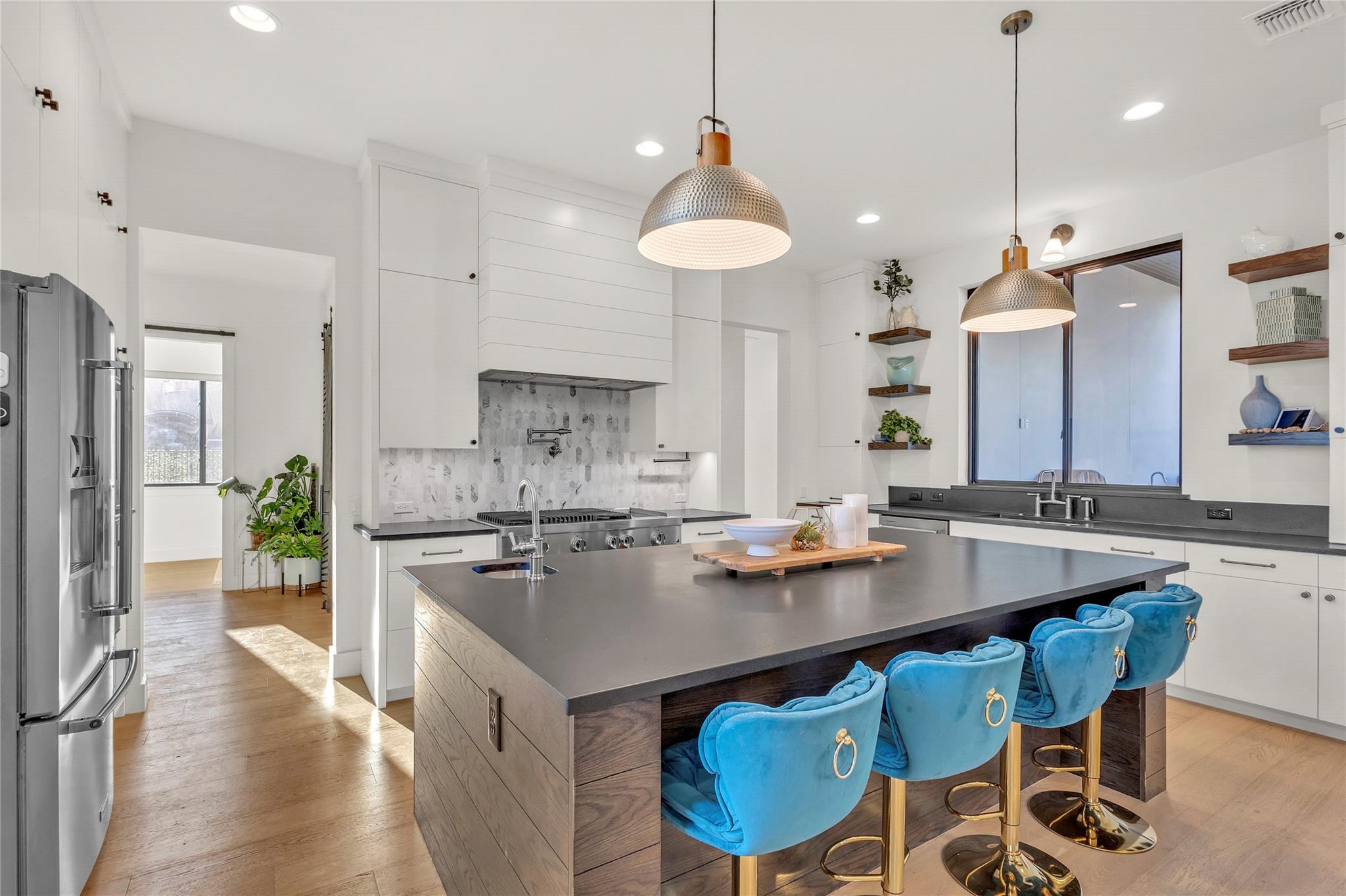 508 Gemma Dr, Liberty Hill, TX 78642