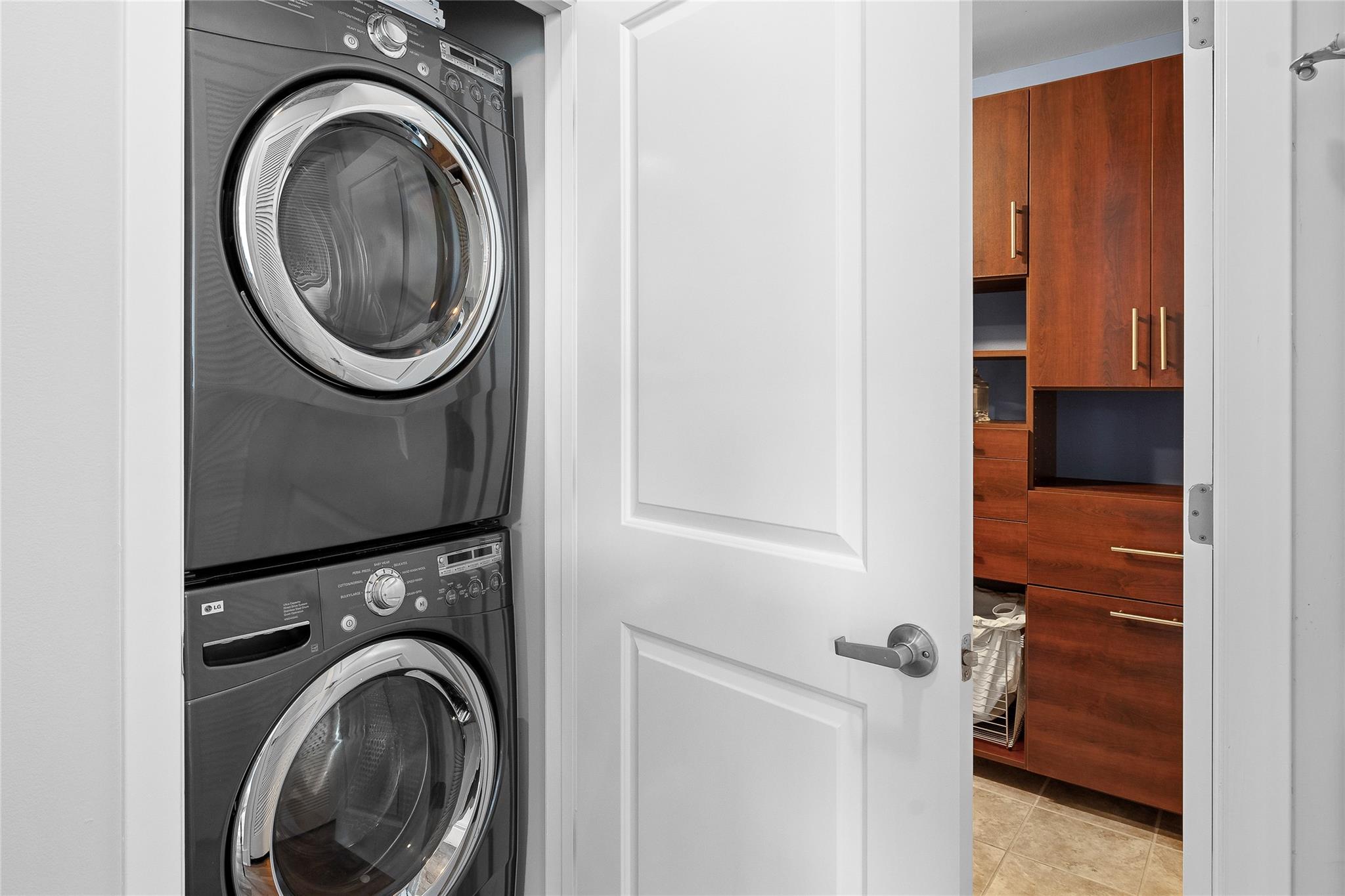 360 Nueces St # 1314, Austin, TX 78701