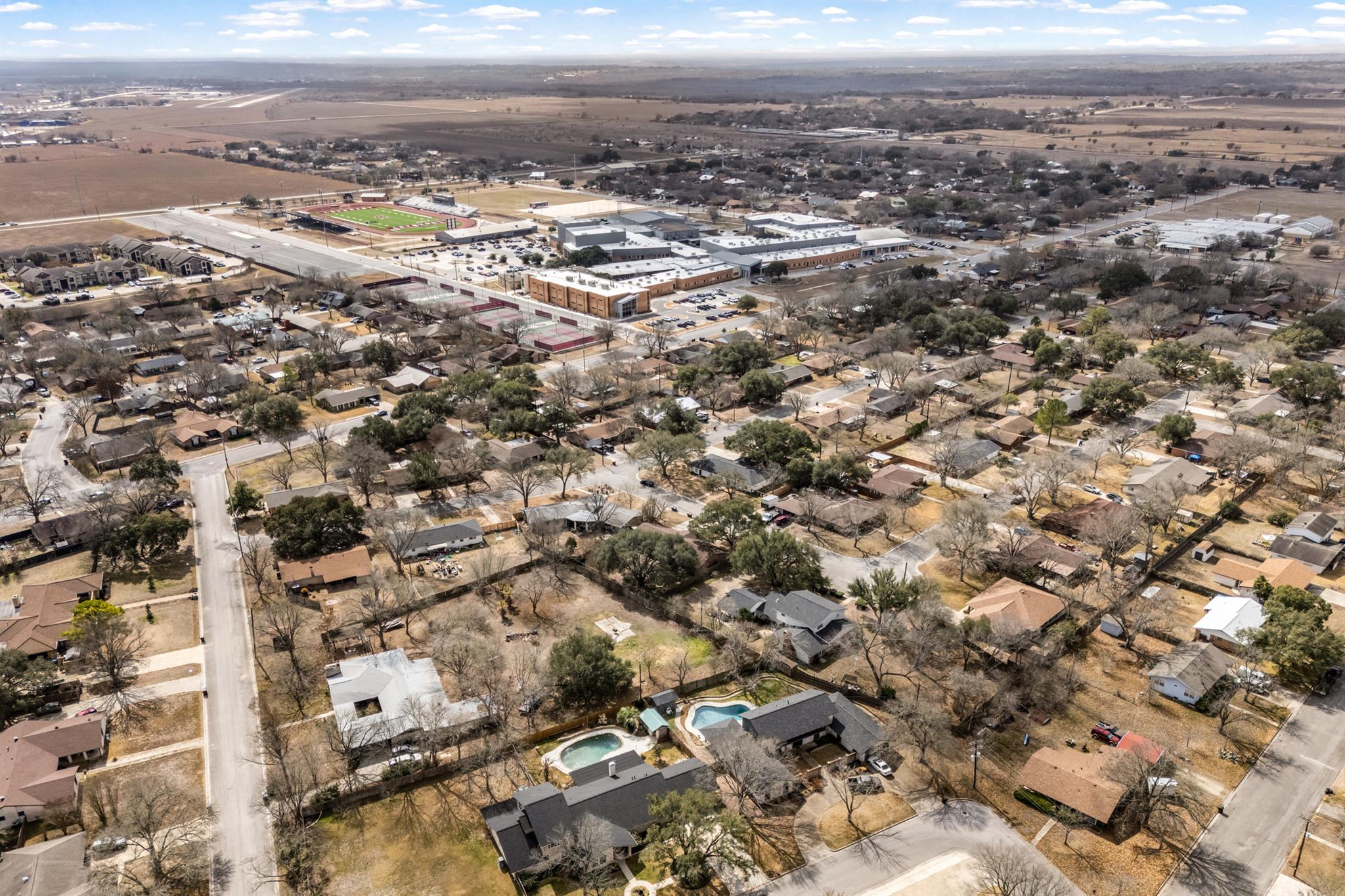 795 Vogel Dr, Lockhart, TX 78644