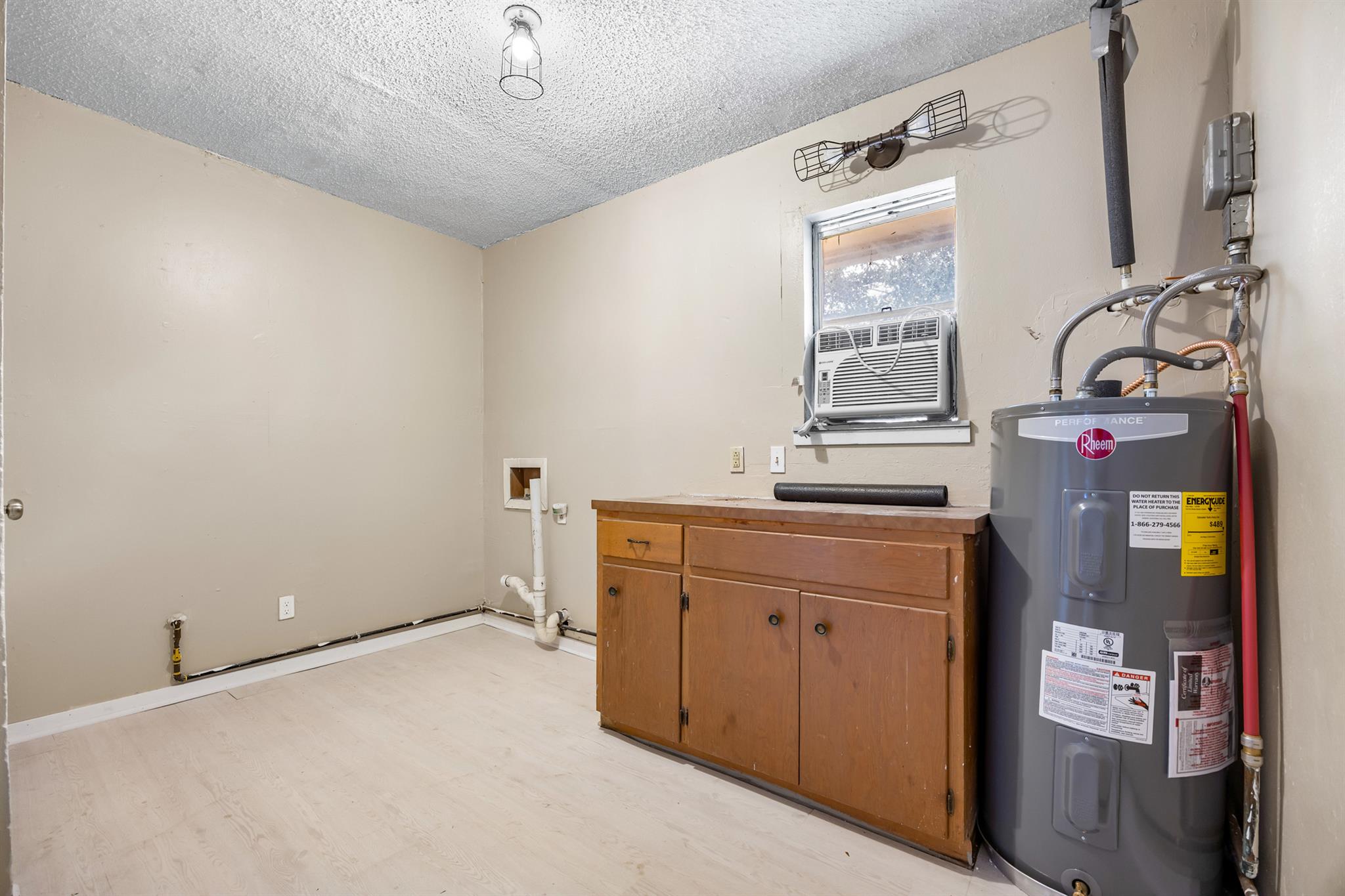 795 Vogel Dr, Lockhart, TX 78644