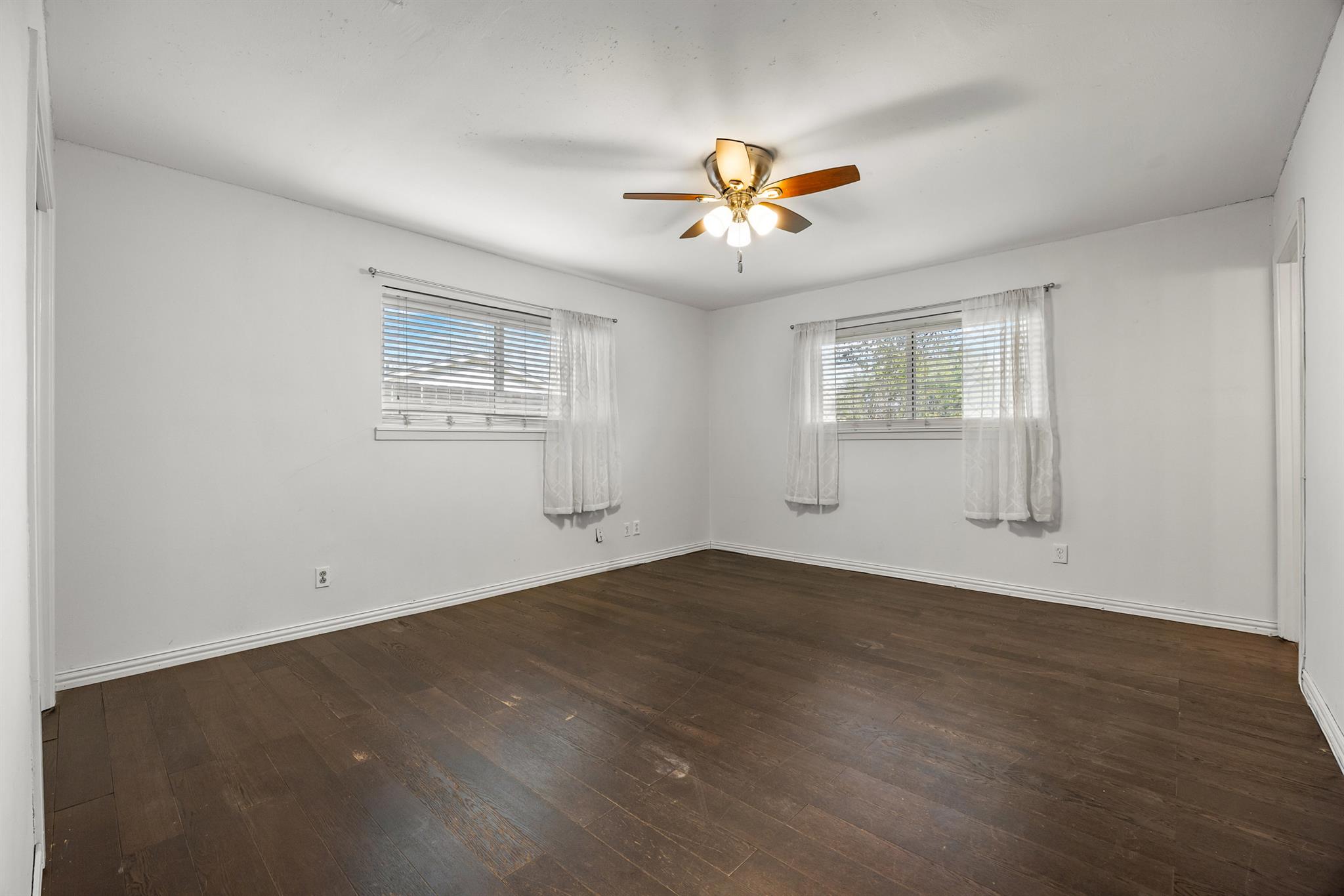 795 Vogel Dr, Lockhart, TX 78644