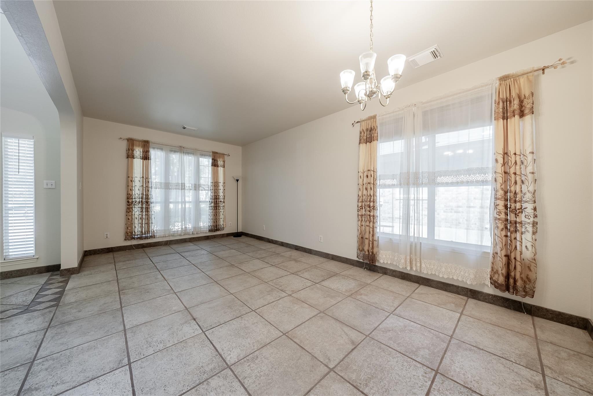 915 Double File Trl, Round Rock, TX 78665