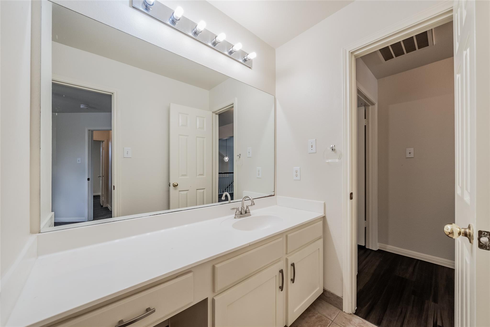 915 Double File Trl, Round Rock, TX 78665