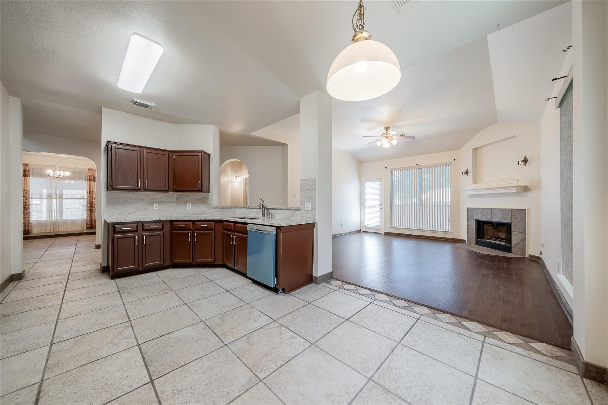 915 Double File Trl, Round Rock, TX 78665