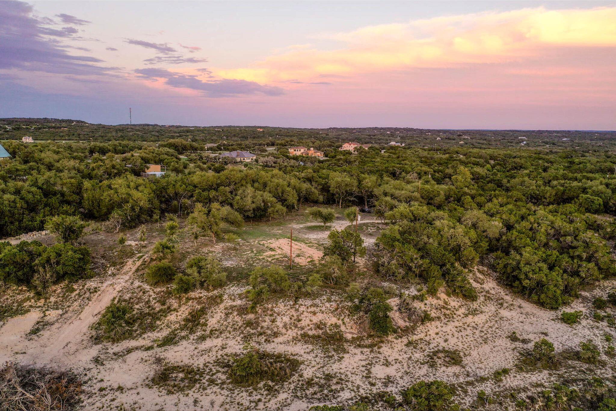 1008 Bell Springs Rd, Dripping Springs, TX 78620
