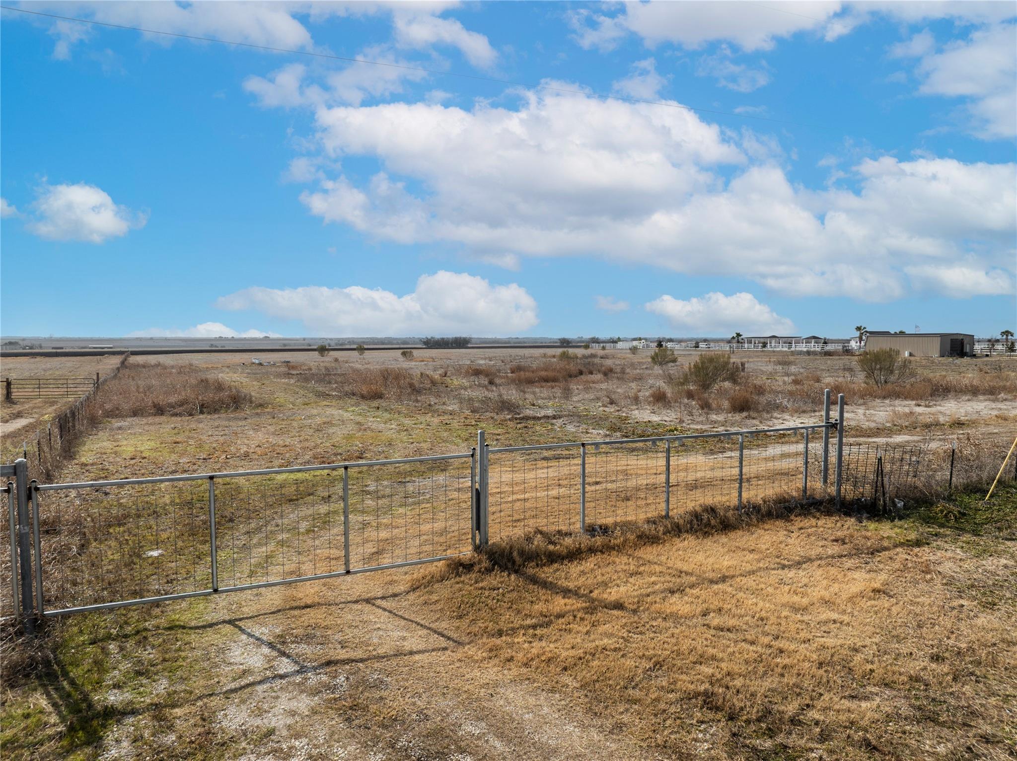 824 County Road 451, Coupland, TX 78615