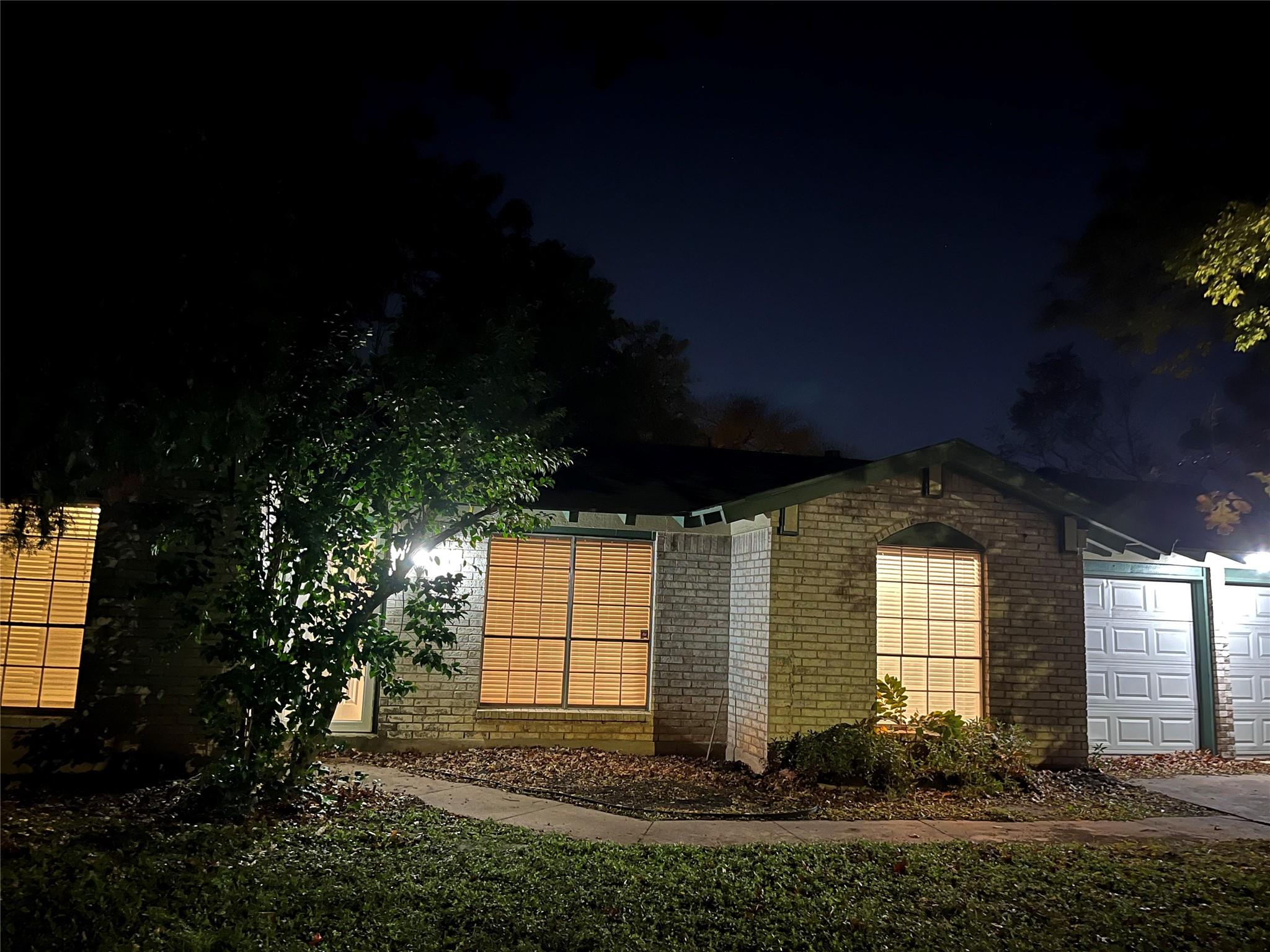 1619 E Cripple Creek Dr, Austin, TX 78758