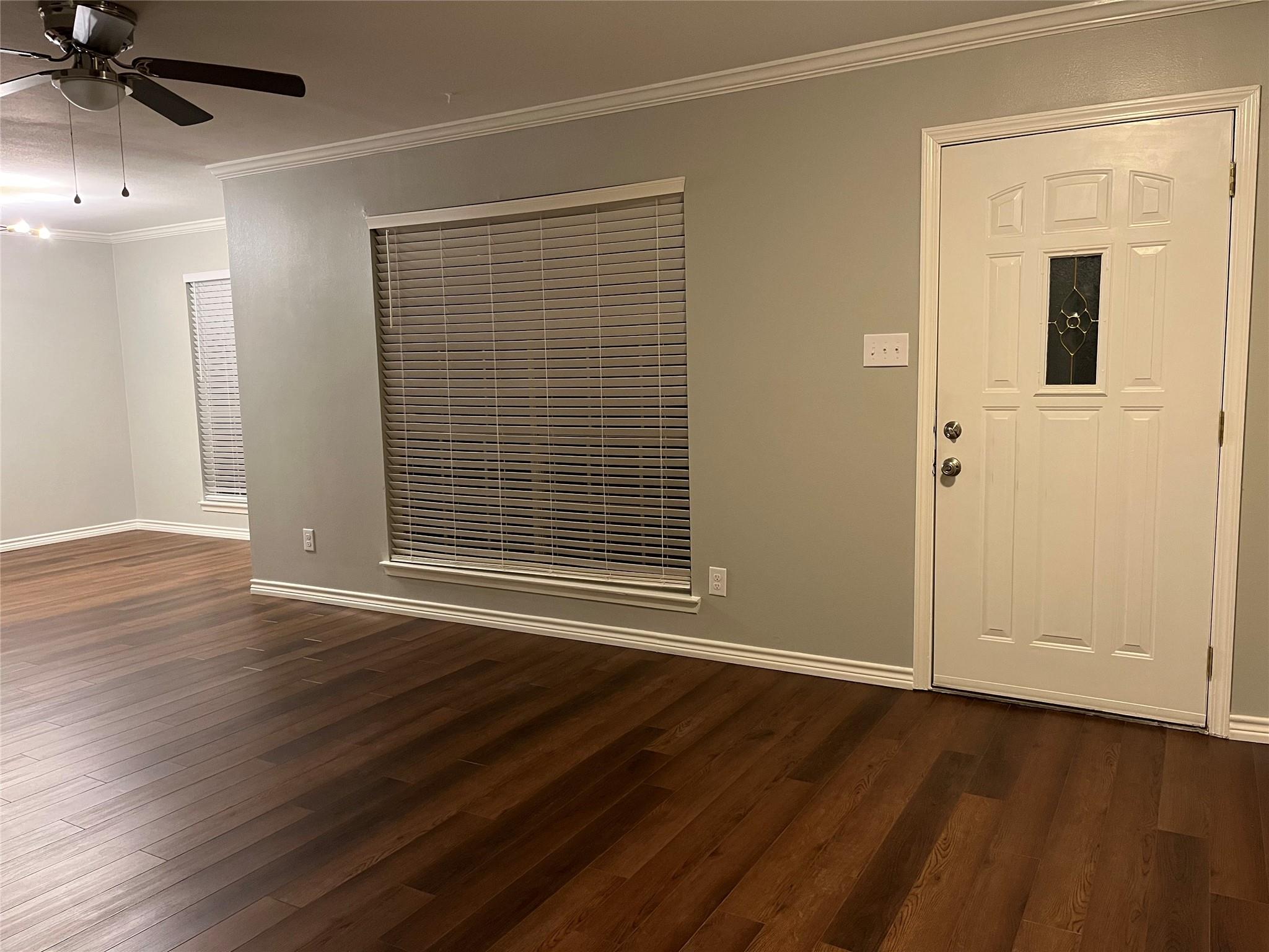 1619 E Cripple Creek Dr, Austin, TX 78758