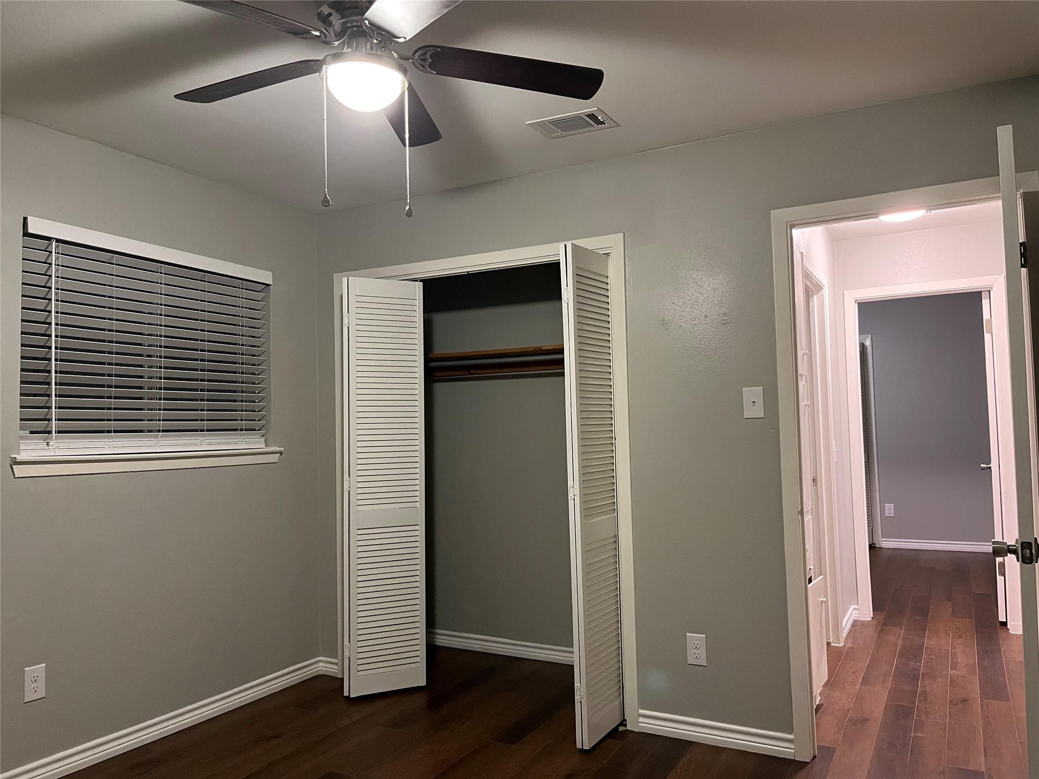 1619 E Cripple Creek Dr, Austin, TX 78758