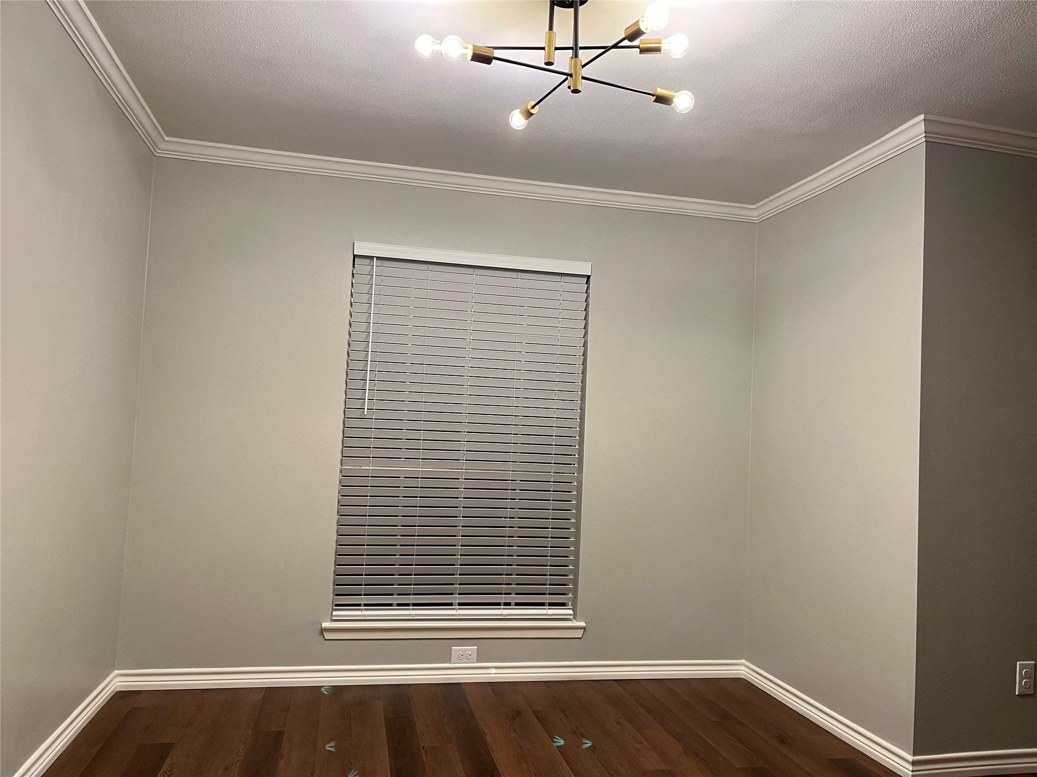 1619 E Cripple Creek Dr, Austin, TX 78758