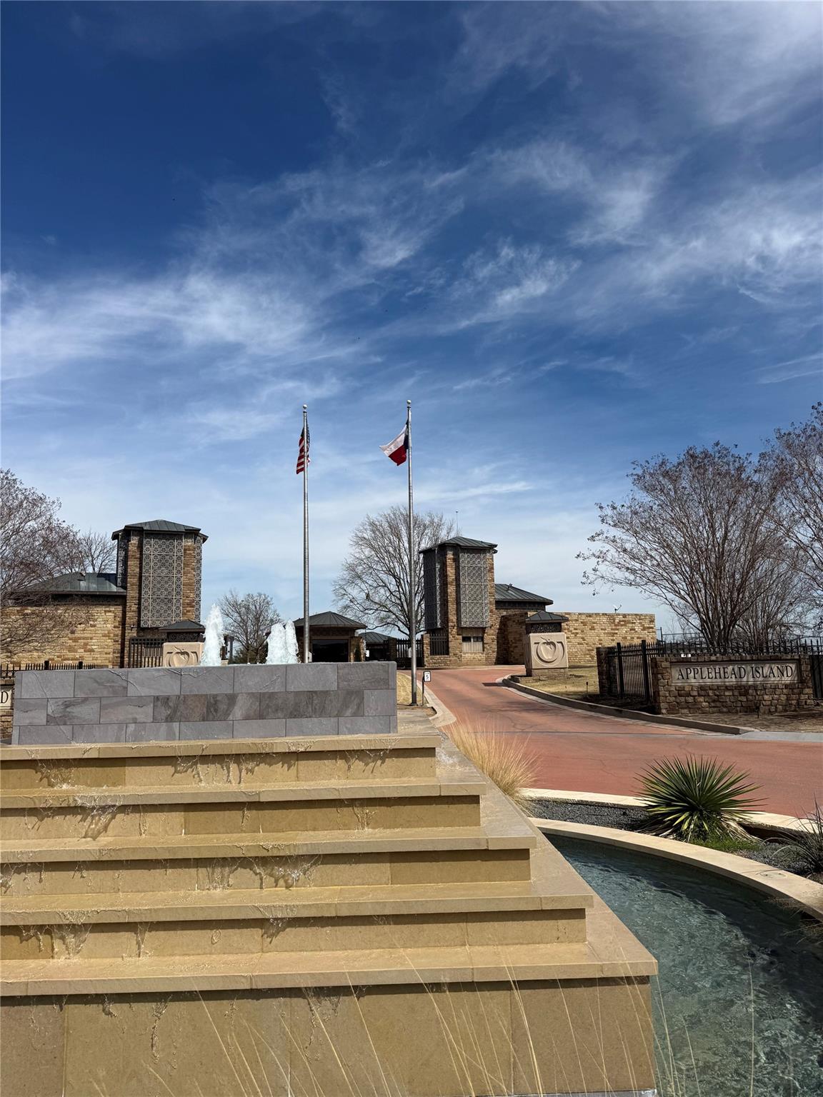 204 Dominion Dr, Horseshoe Bay, TX 78657