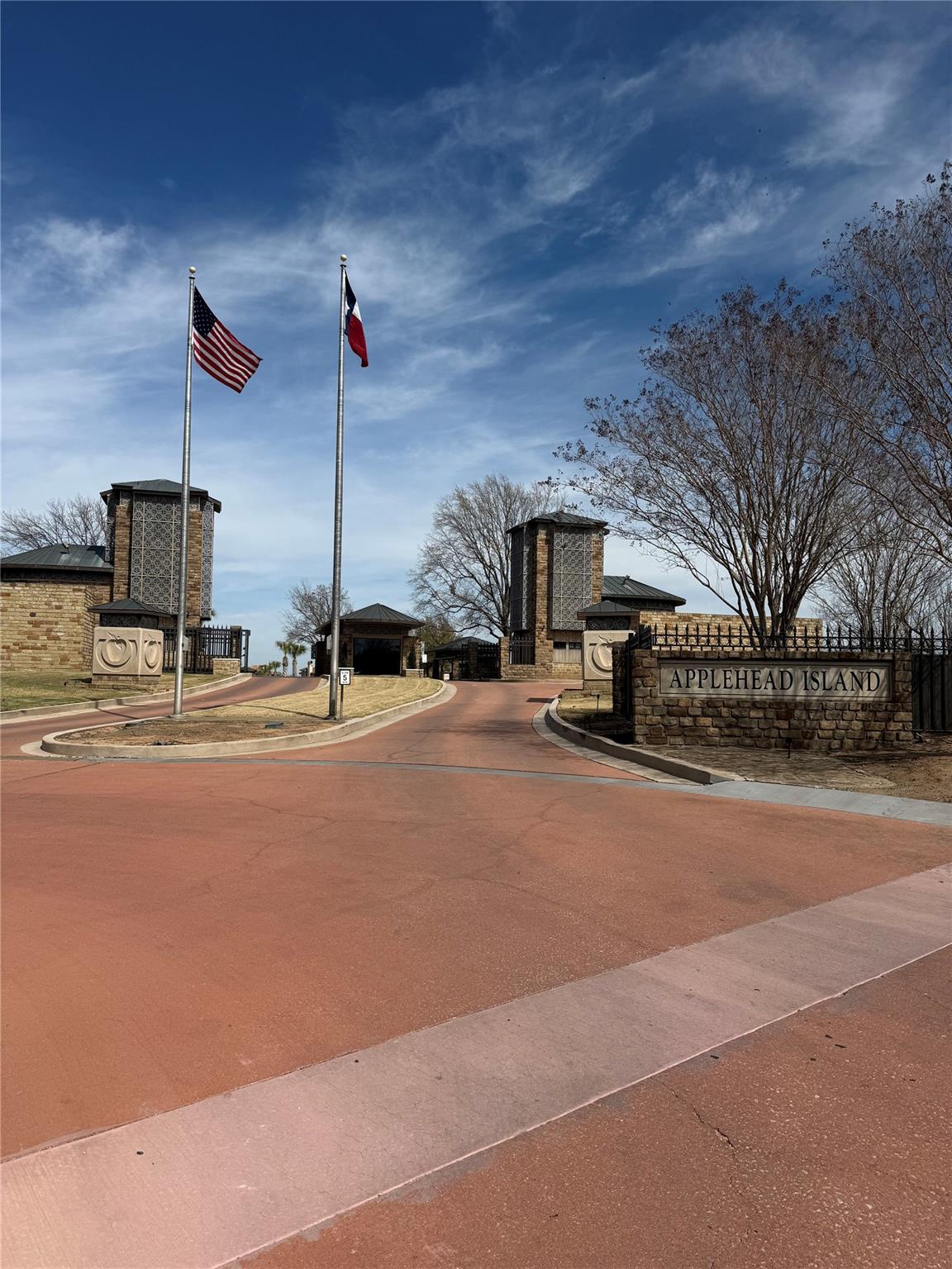 204 Dominion Dr, Horseshoe Bay, TX 78657