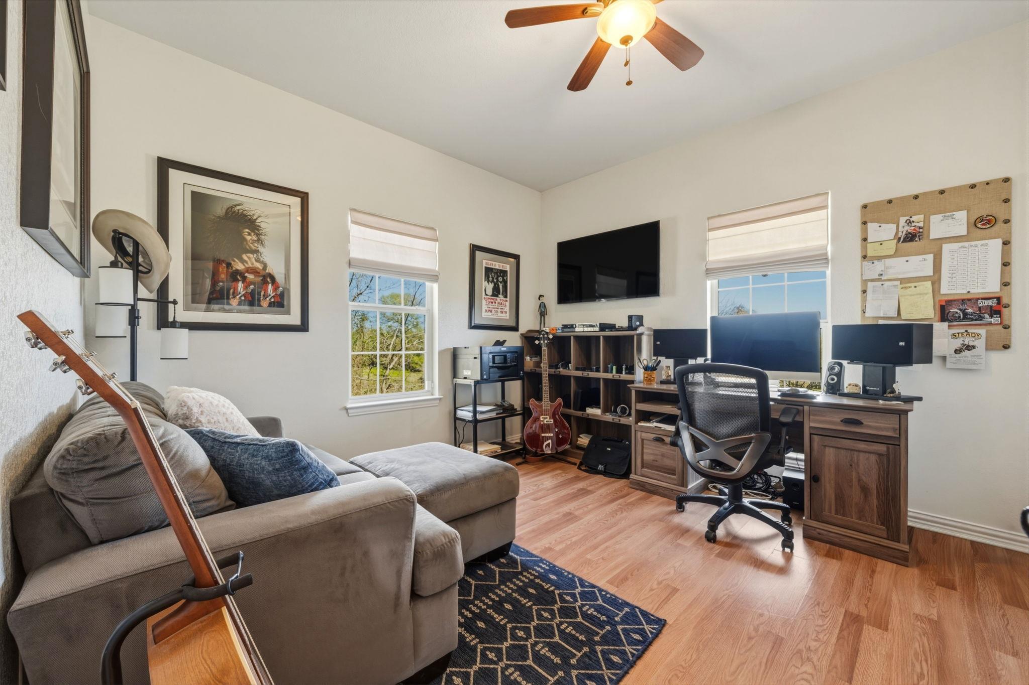 1516 Old Luling Rd, Lockhart, TX 78644