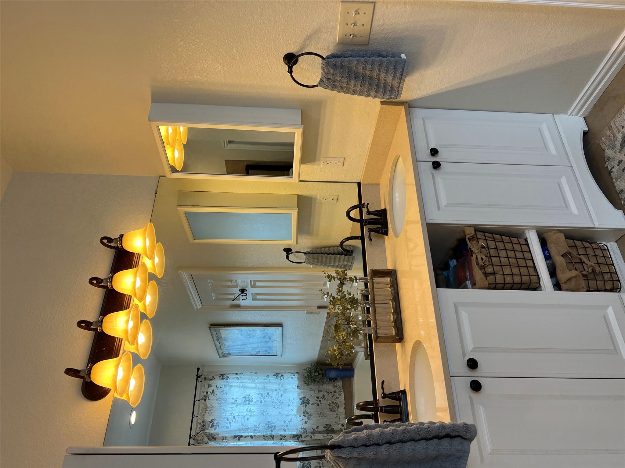 1516 Old Luling Rd, Lockhart, TX 78644