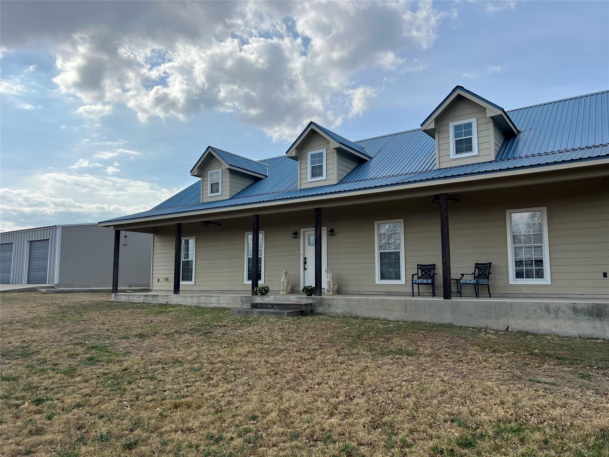 1516 Old Luling Rd, Lockhart, TX 78644