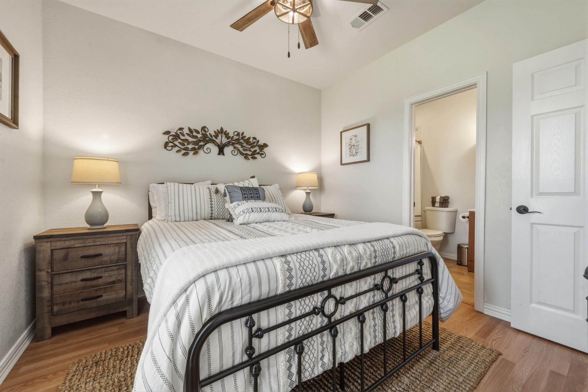 1516 Old Luling Rd, Lockhart, TX 78644