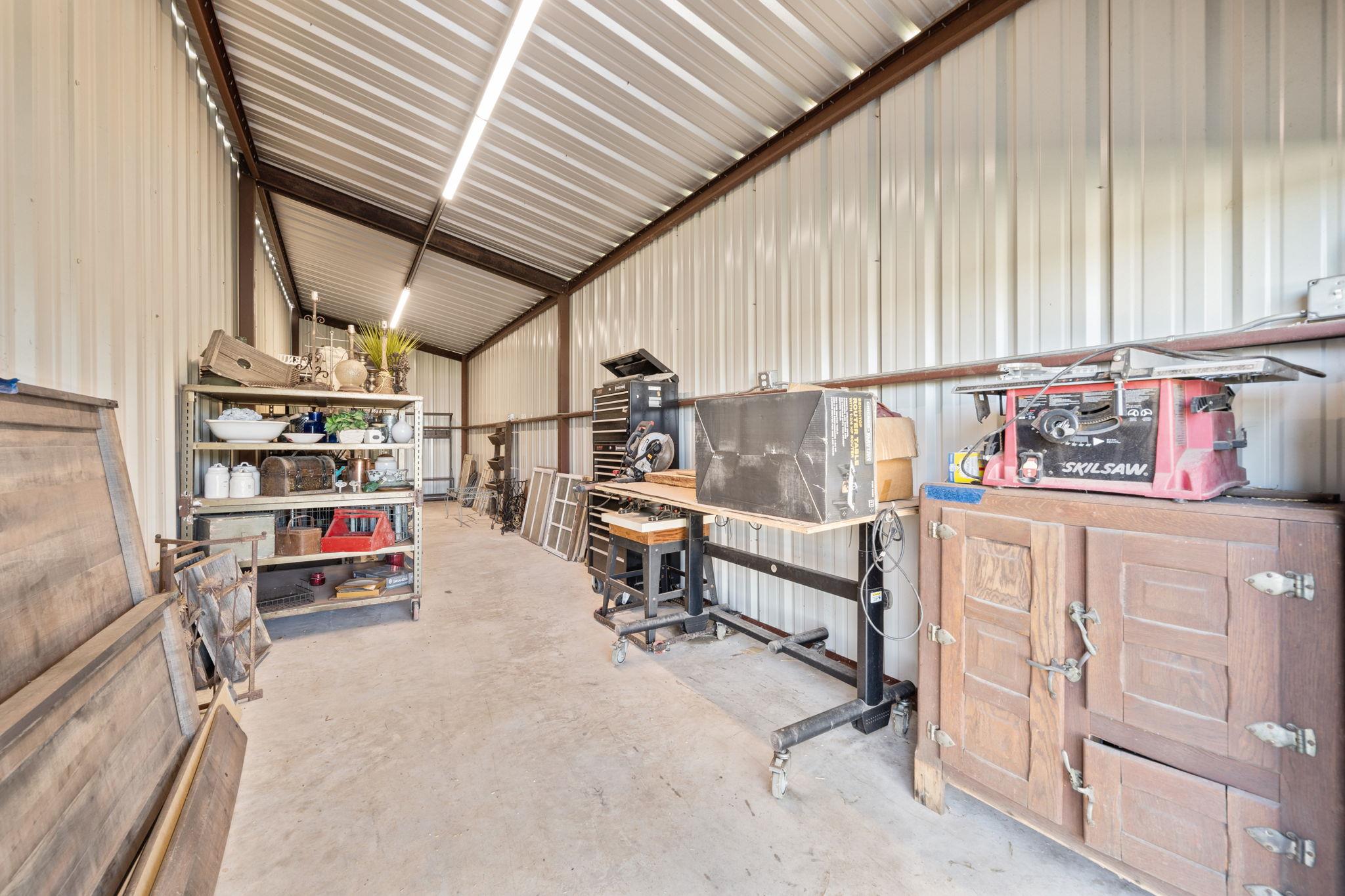 1516 Old Luling Rd, Lockhart, TX 78644