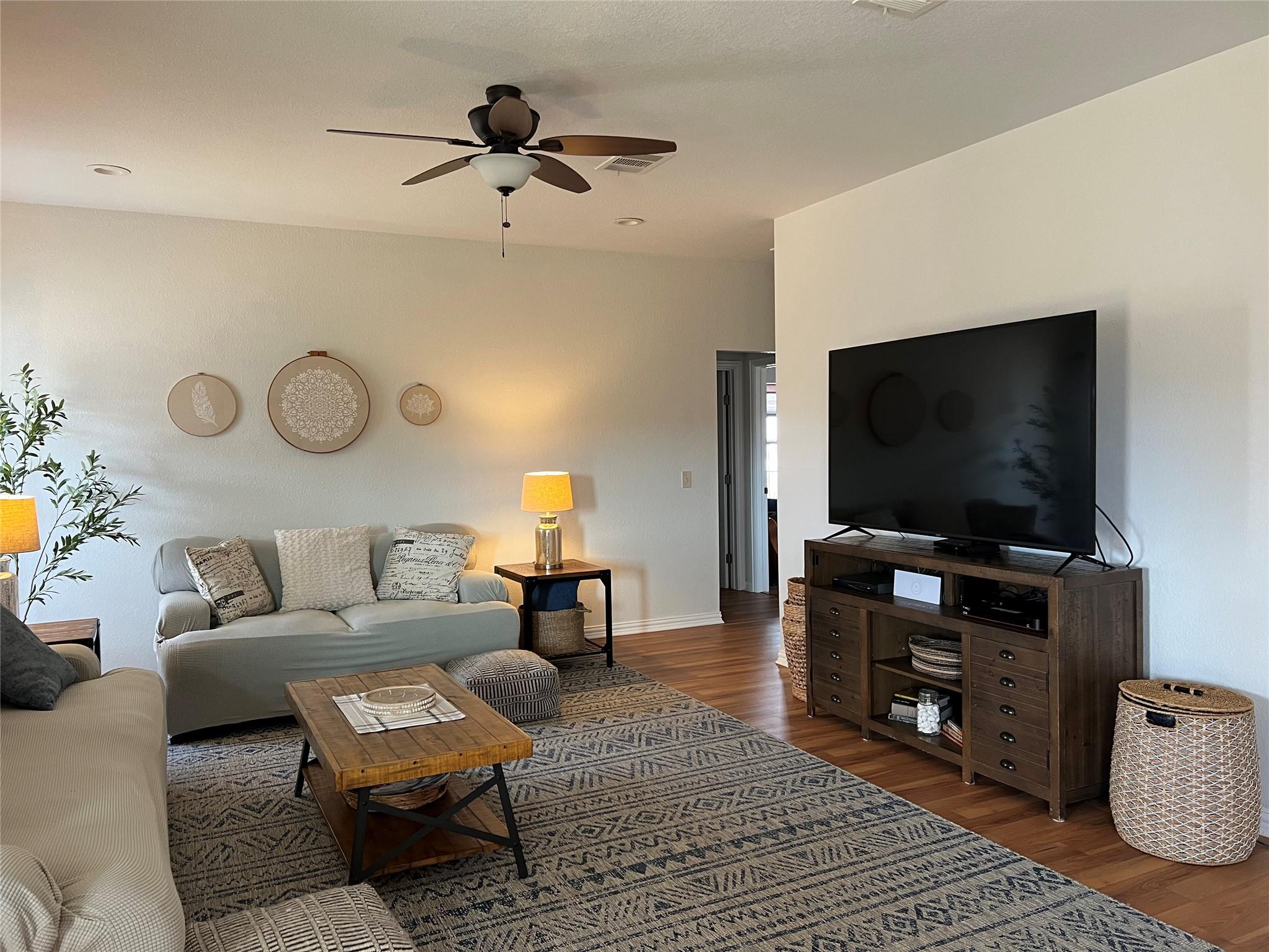 1516 Old Luling Rd, Lockhart, TX 78644