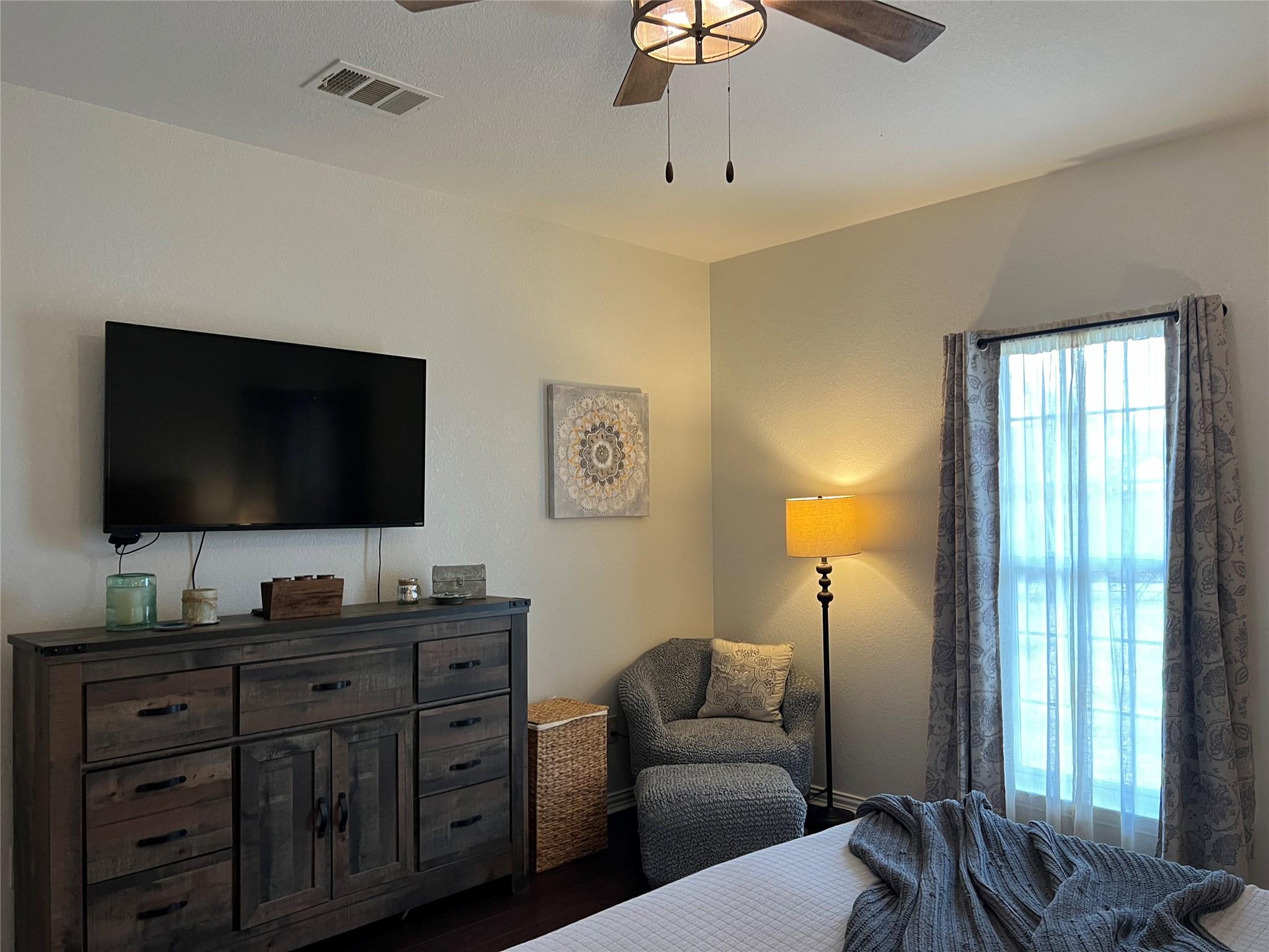 1516 Old Luling Rd, Lockhart, TX 78644