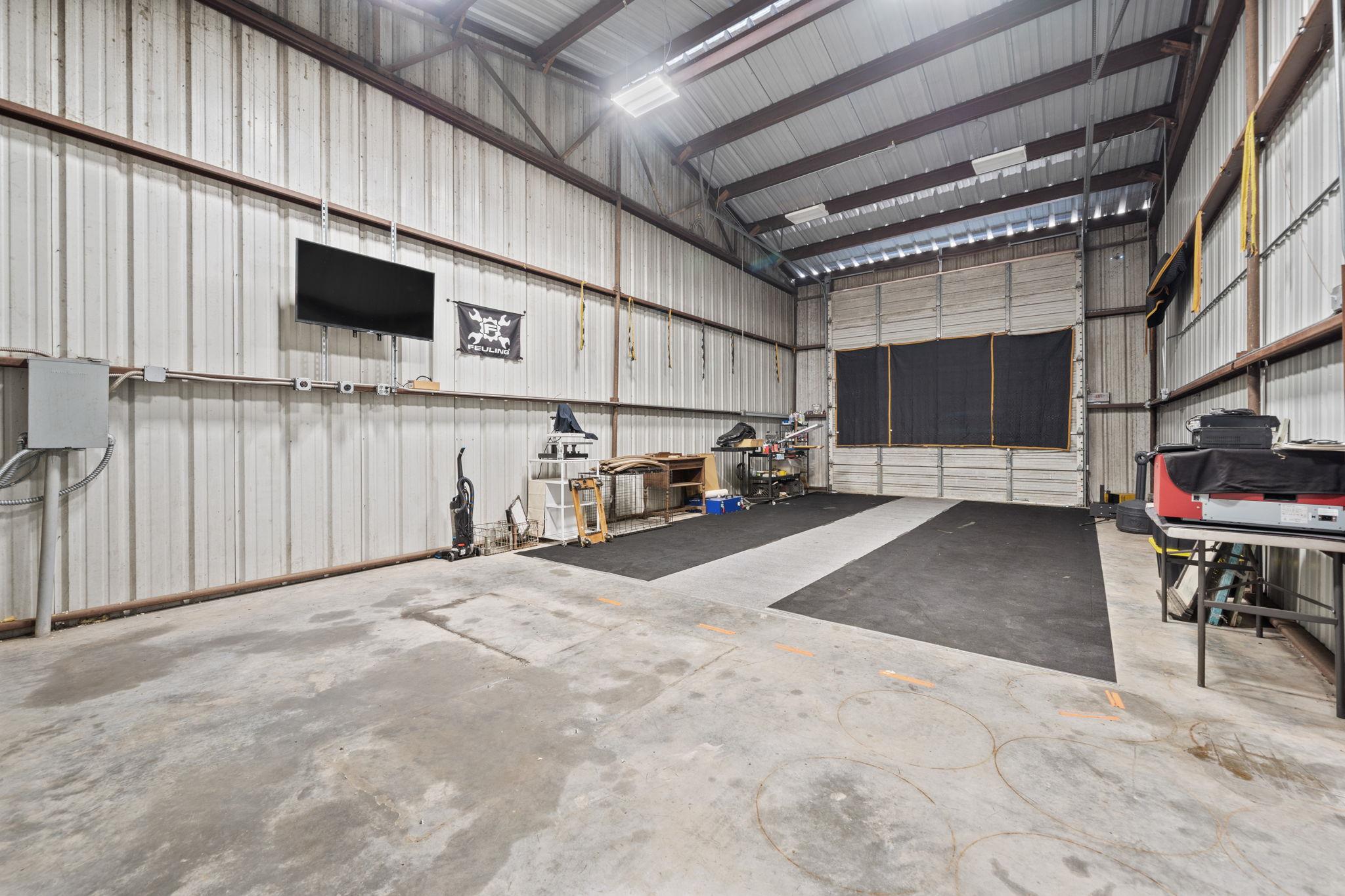 1516 Old Luling Rd, Lockhart, TX 78644