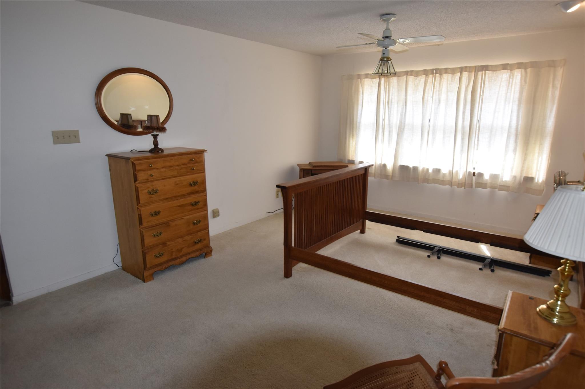 687 Fm 812 Rd, Red Rock, TX 78662