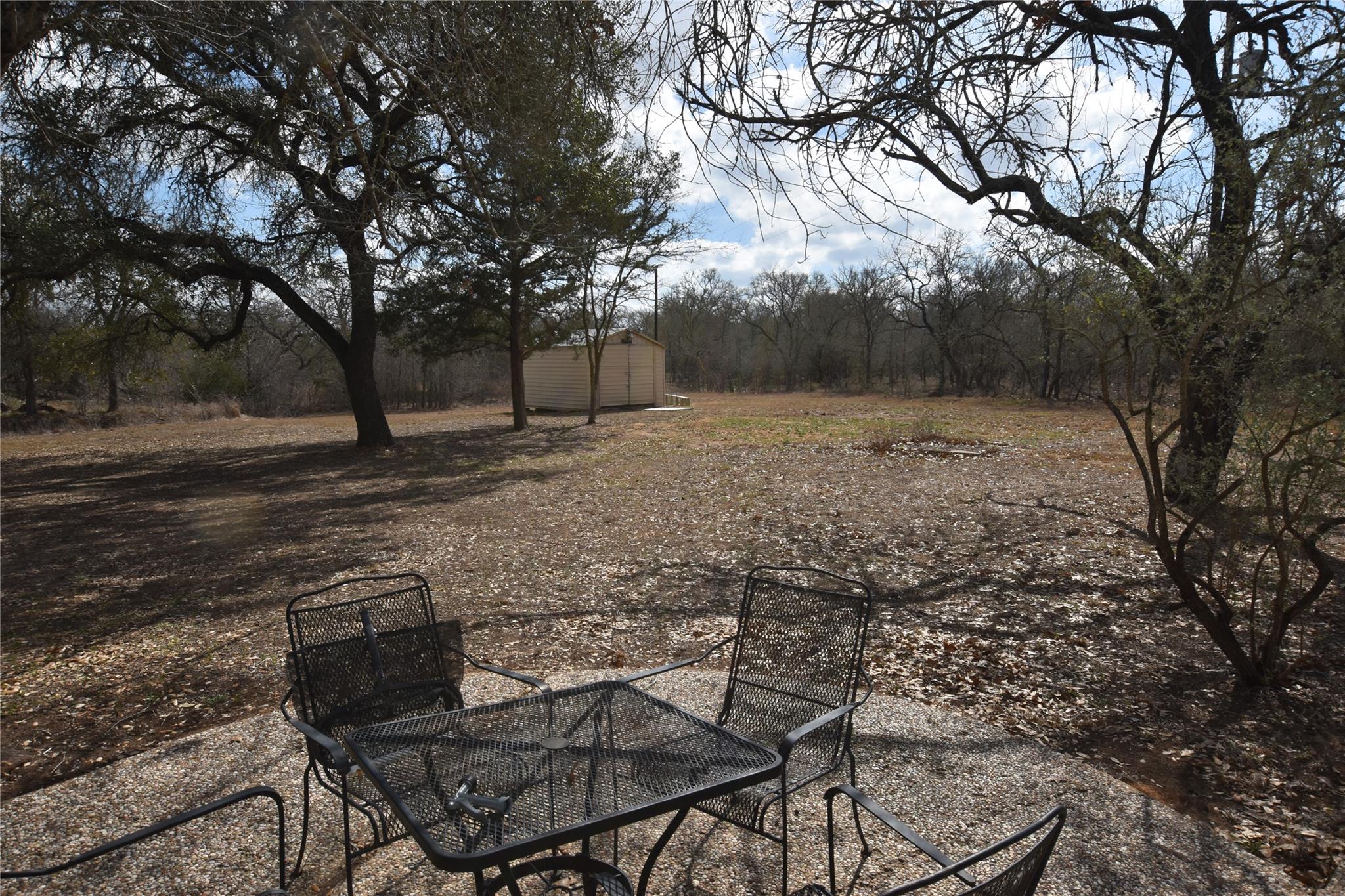 687 Fm 812 Rd, Red Rock, TX 78662