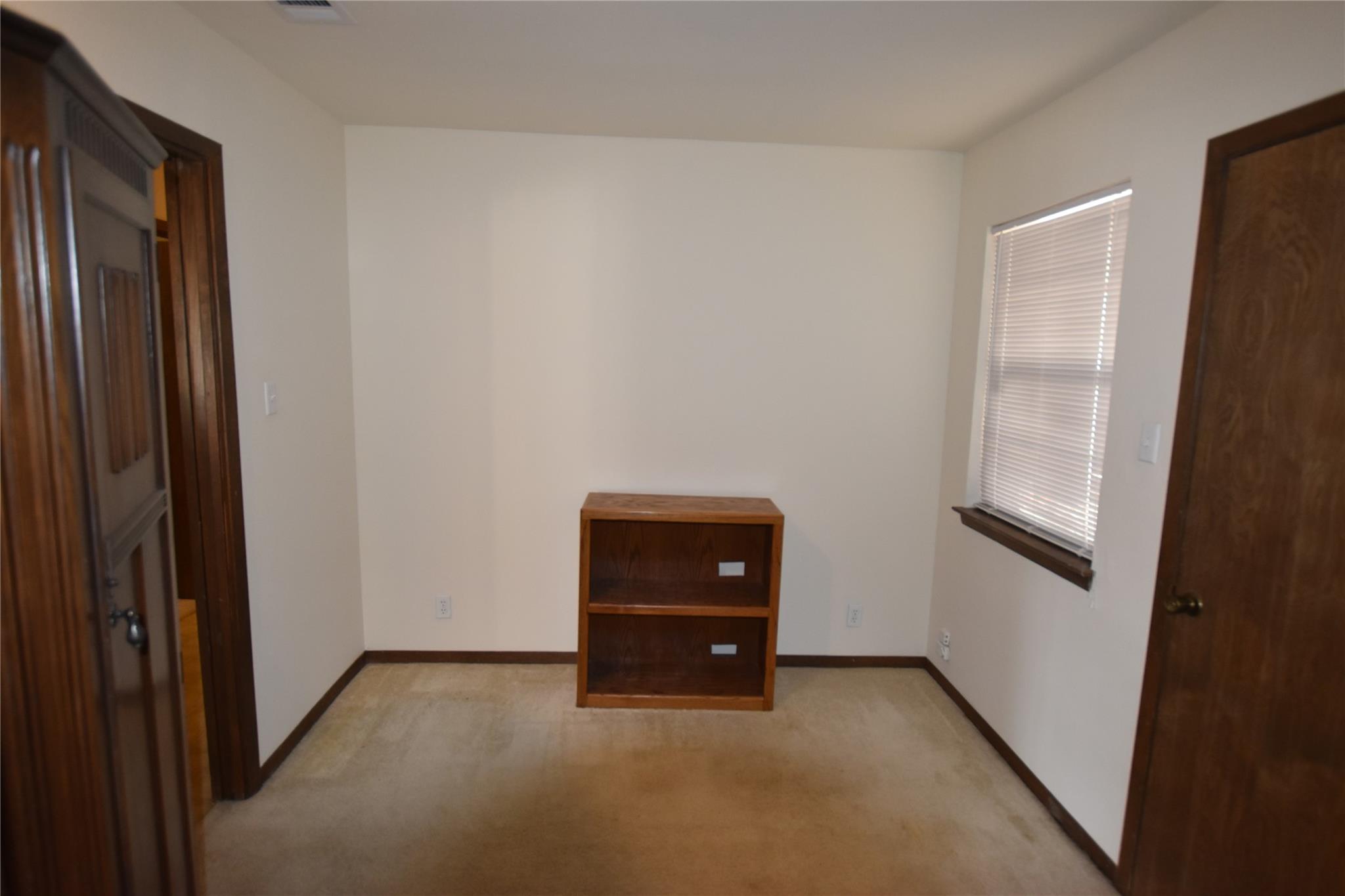 687 Fm 812 Rd, Red Rock, TX 78662