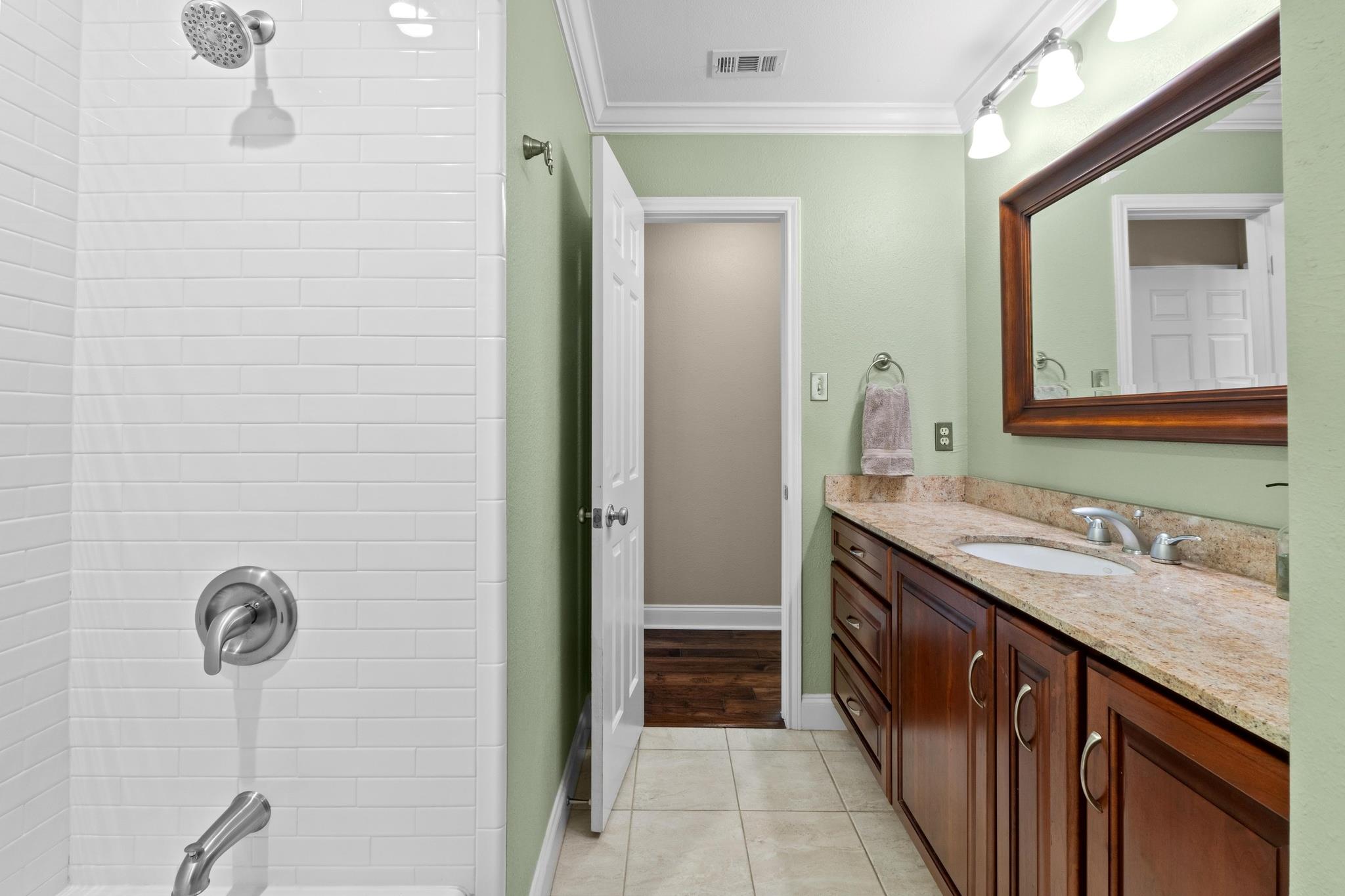 6502 Sans Souci Cv, Austin, TX 78759