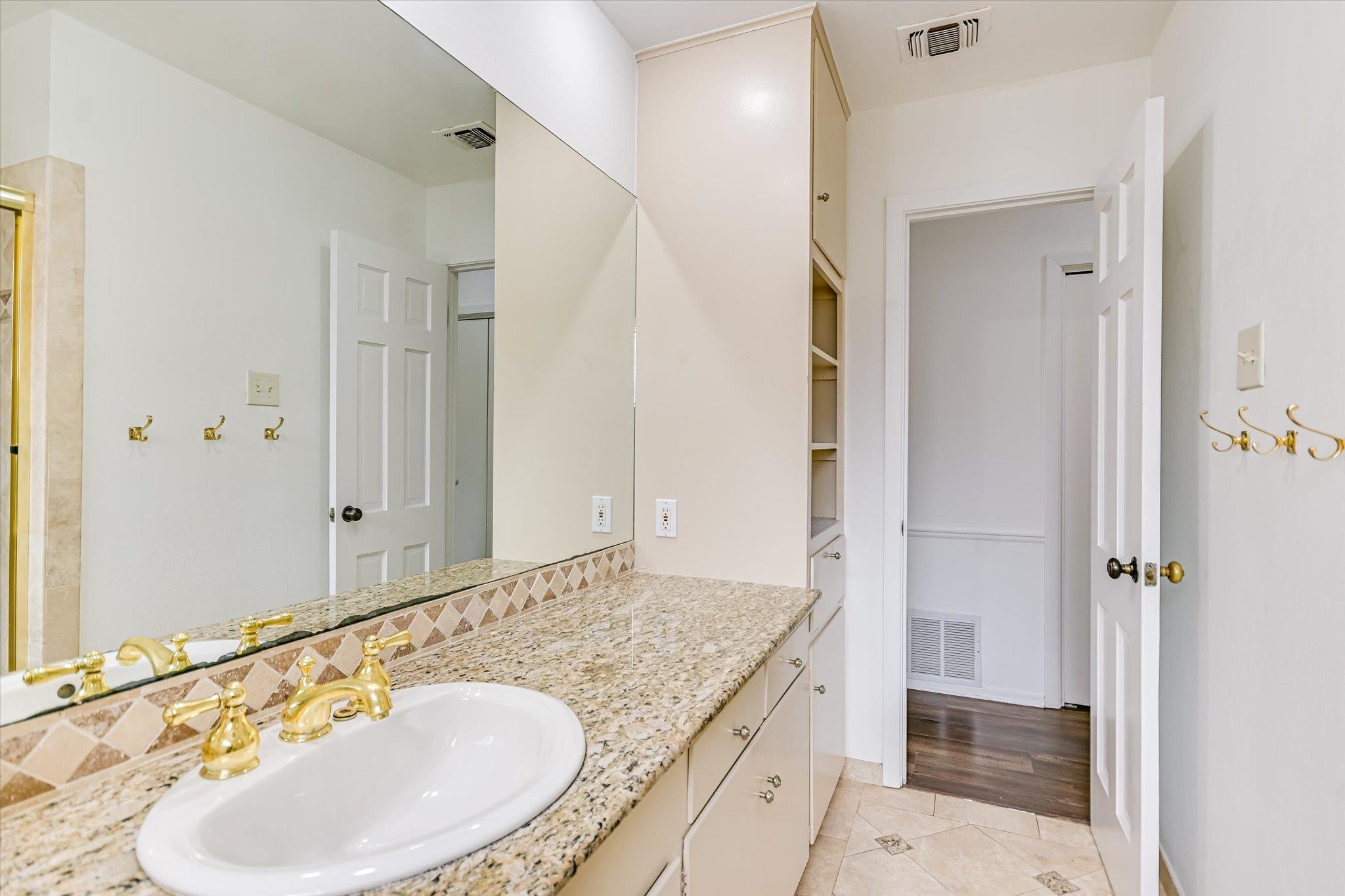 7201 Mesa Dr, Austin, TX 78731