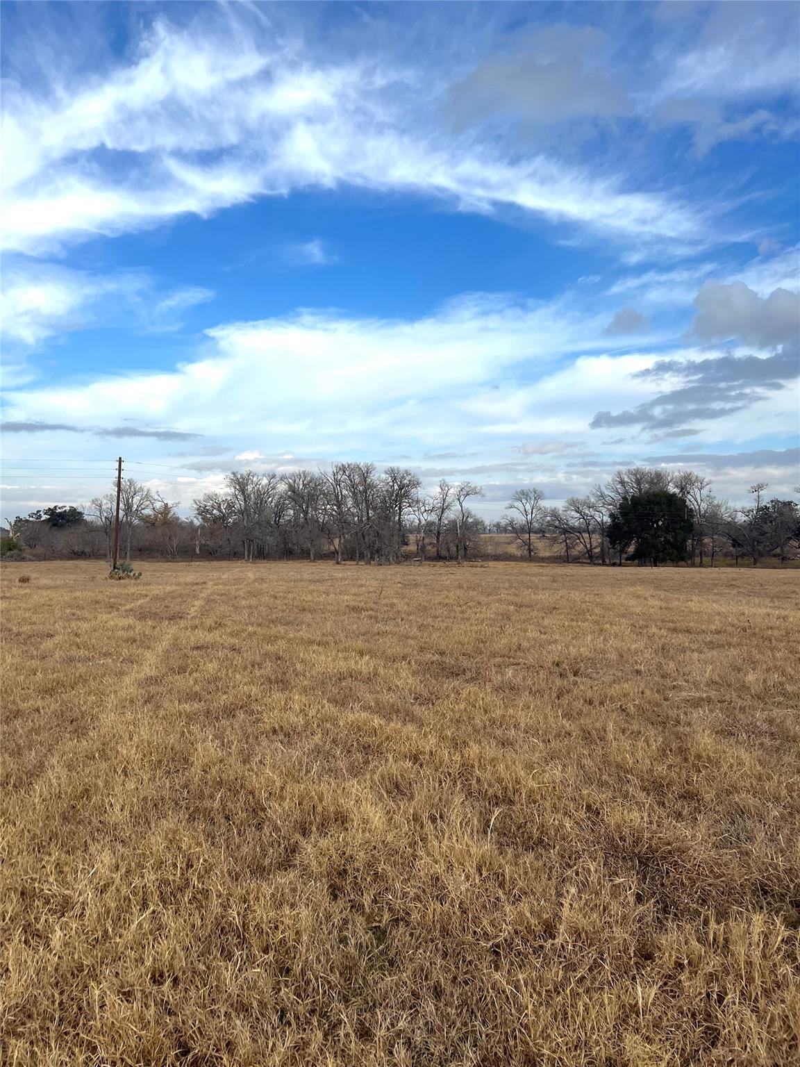 505 Engelke Rd, Kingsbury, TX 78638