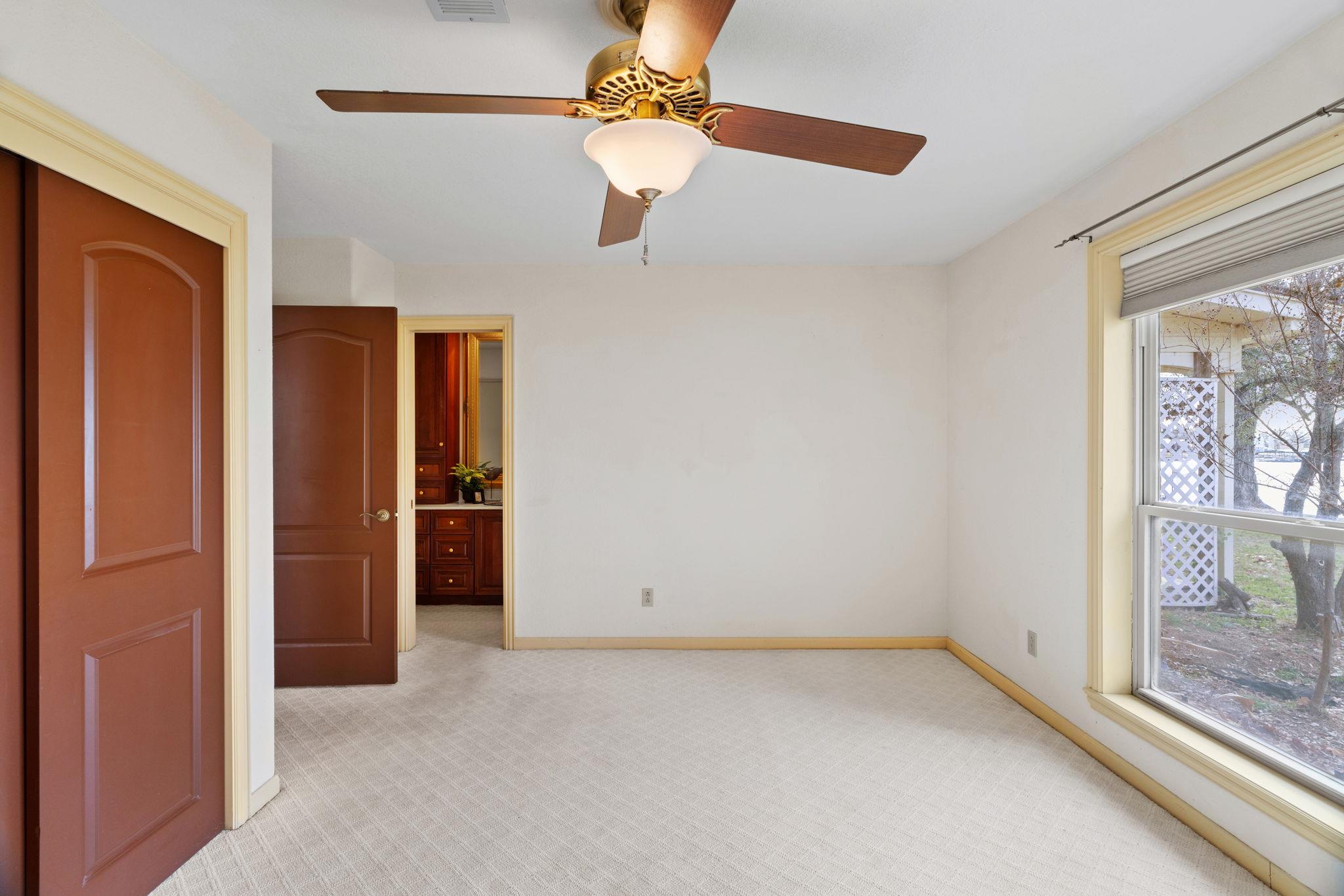 104 Live Oak, Tow, TX 78672