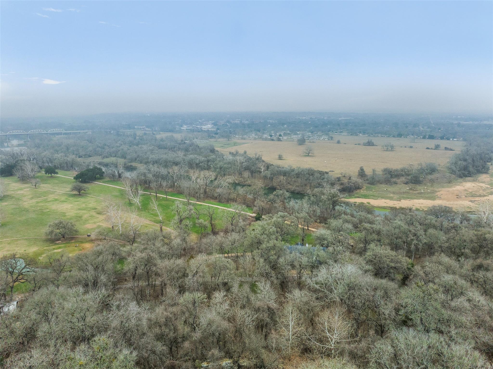 601 Country Club Ct, La Grange, TX 78945