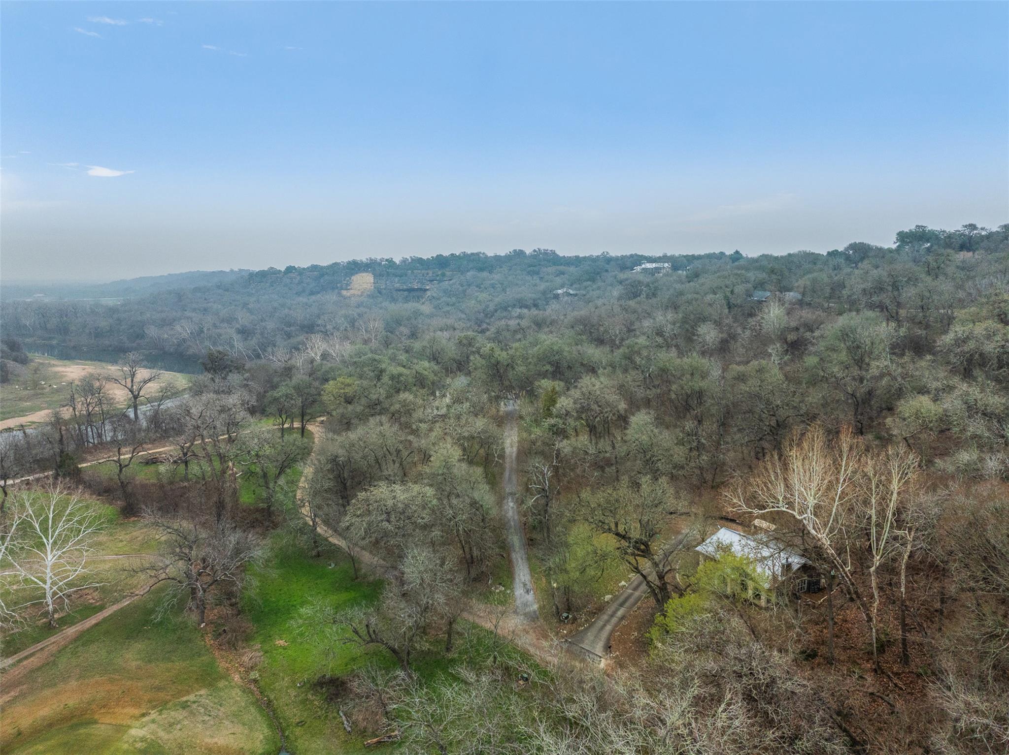 601 Country Club Ct, La Grange, TX 78945