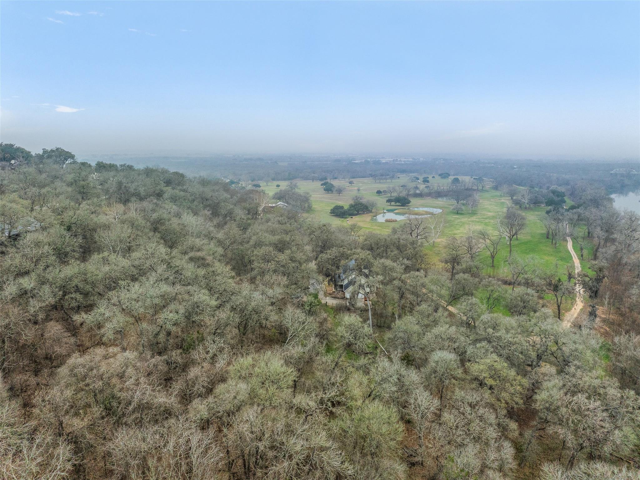 601 Country Club Ct, La Grange, TX 78945