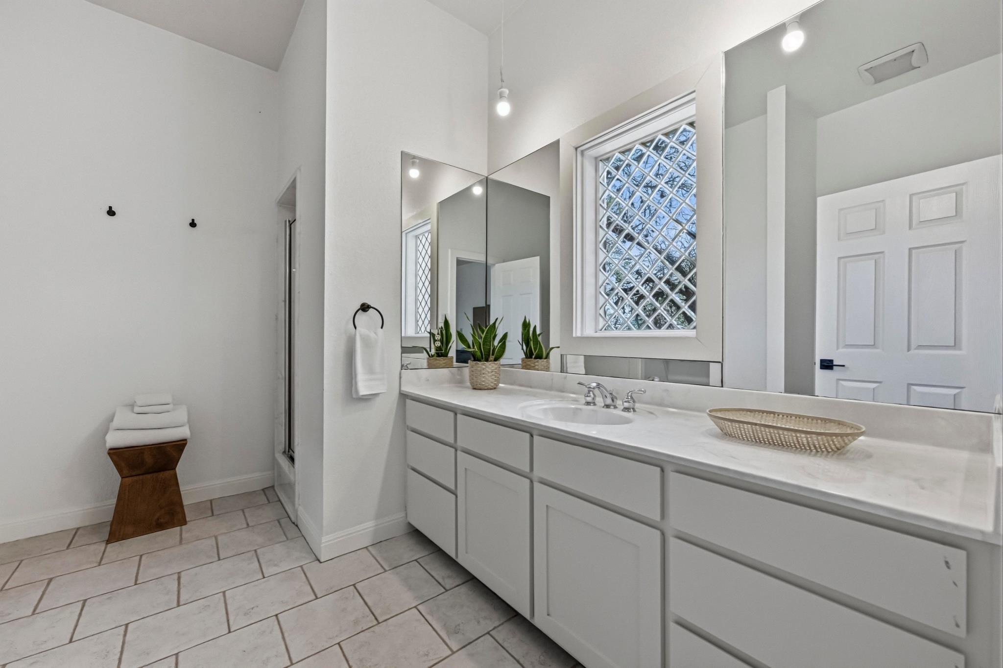 10503 La Costa Dr, Austin, TX 78747