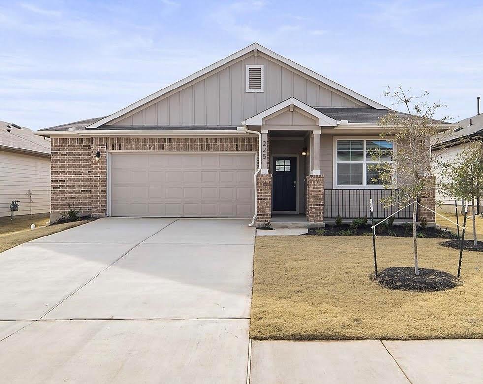 225 Caddo bend Dr, Kyle, TX 78640