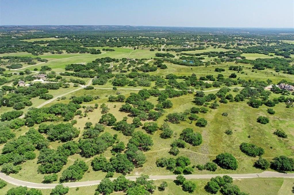 920 Crosswind Dr, Blanco, TX 78606