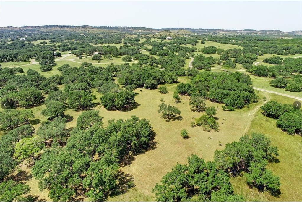 920 Crosswind Dr, Blanco, TX 78606