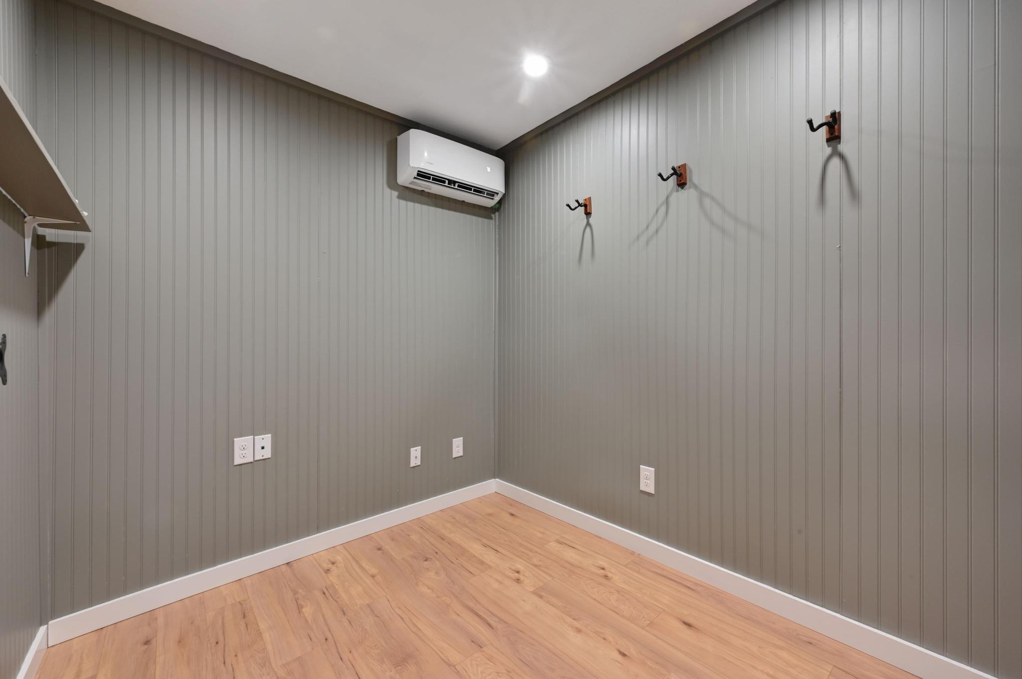 808 Vogel Dr, Lockhart, TX 78644