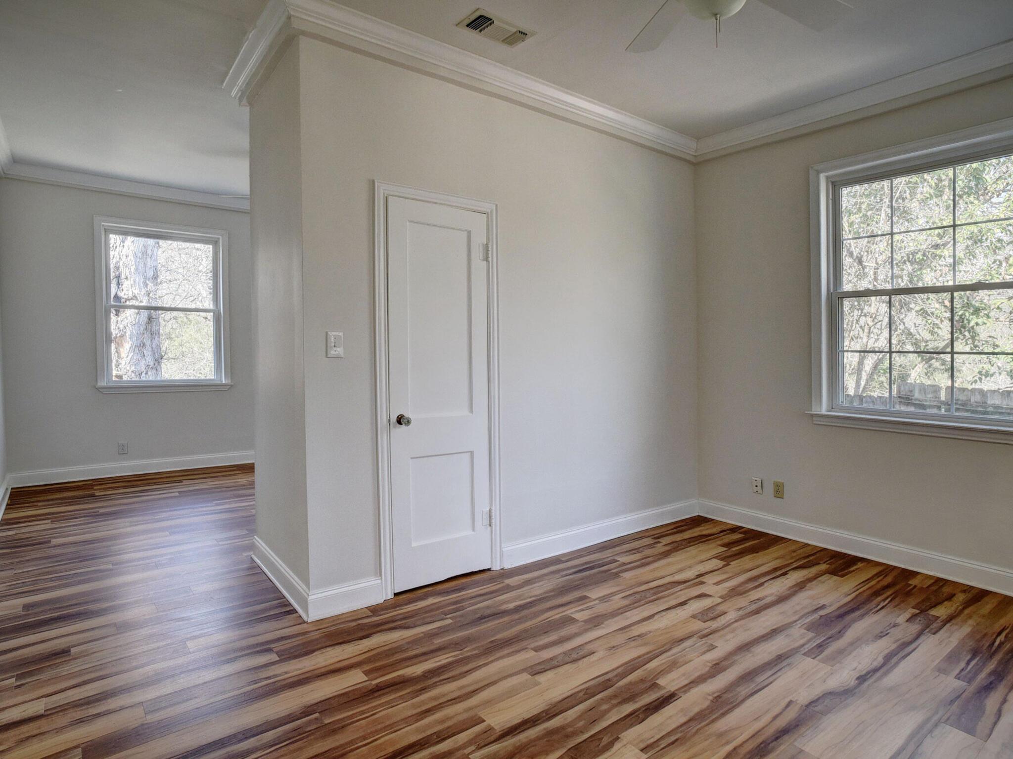 156 Clover Rd, Cedar Creek, TX 78612