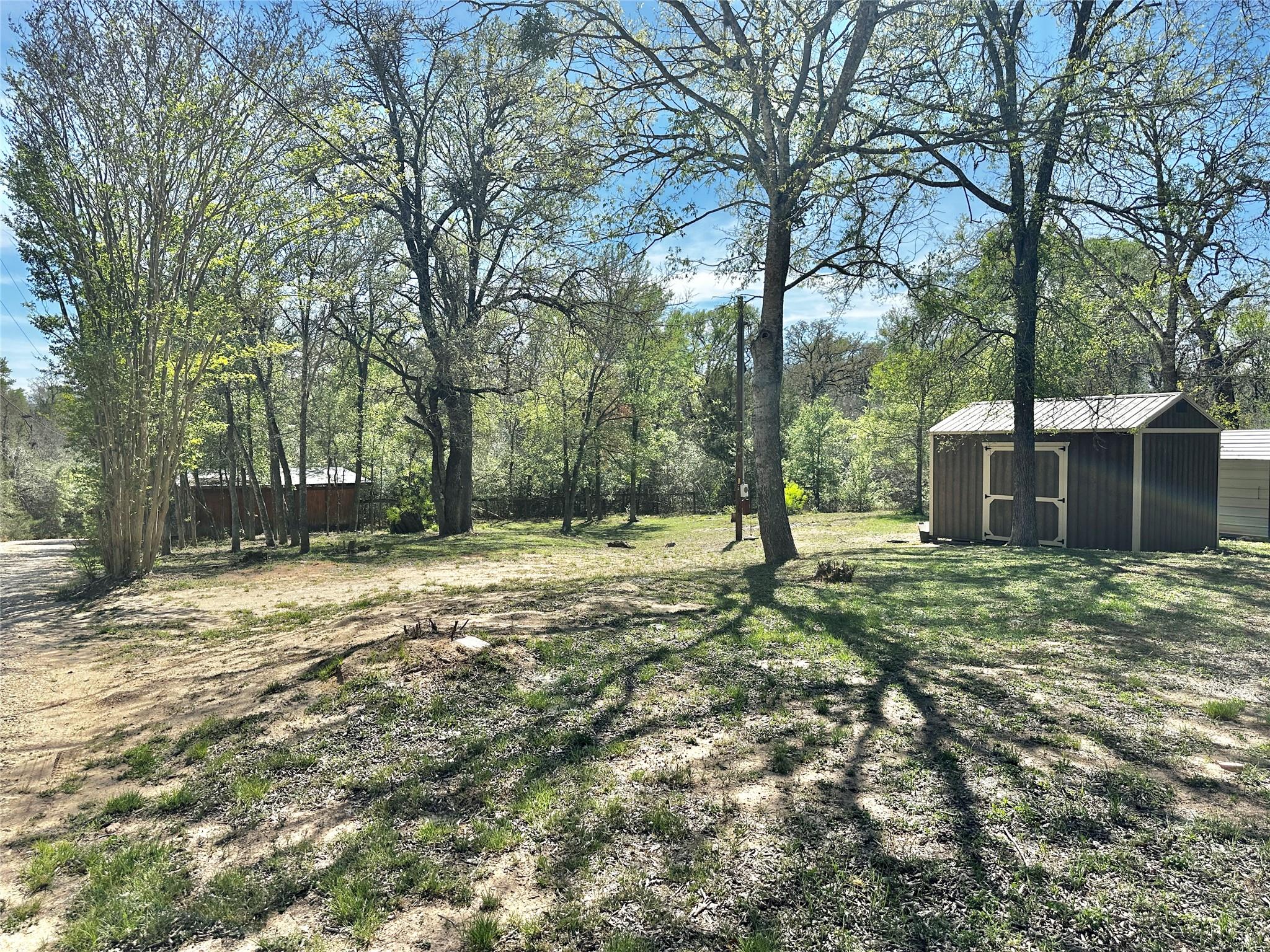 156 Clover Rd, Cedar Creek, TX 78612